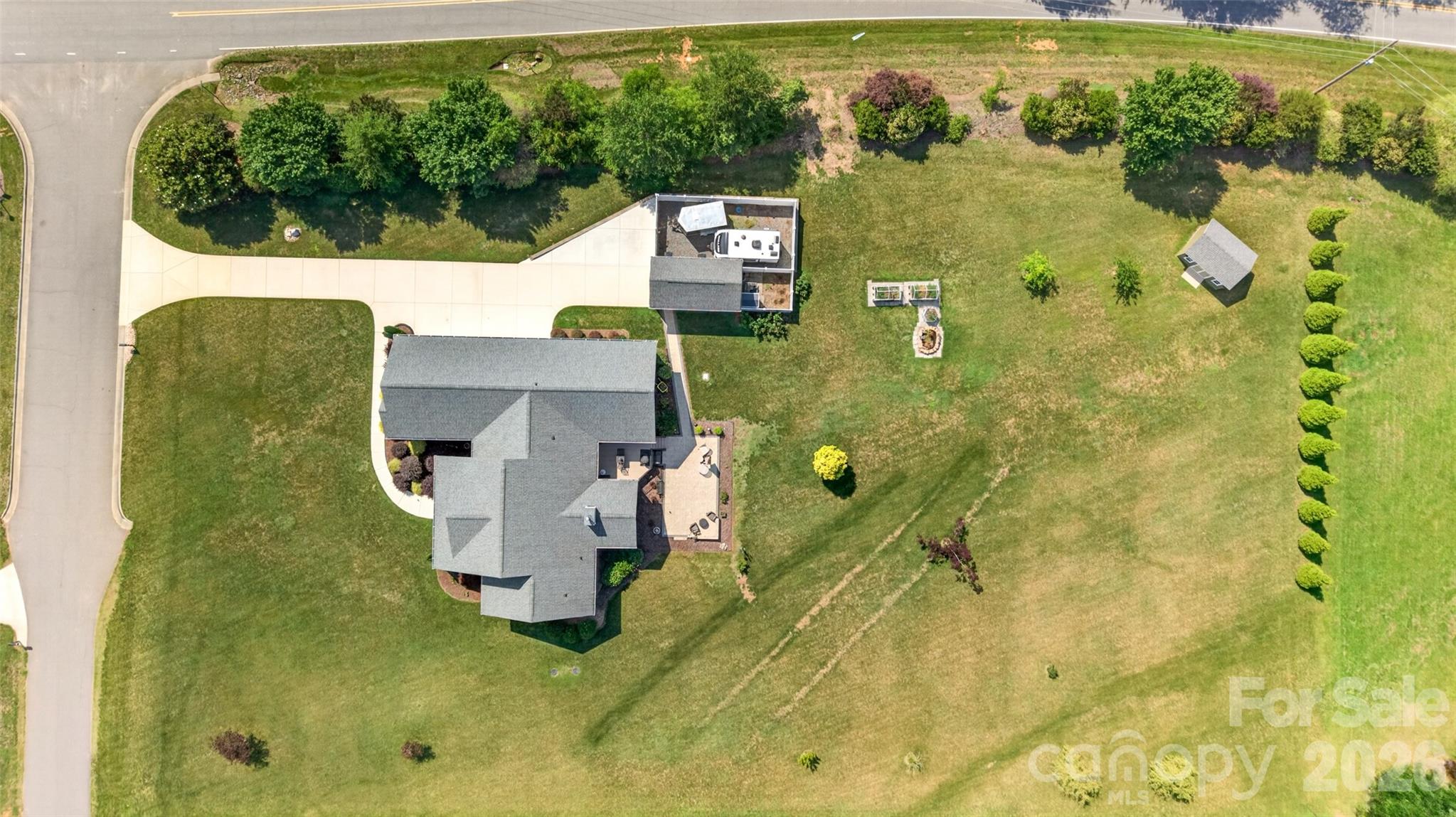 main property photo 43