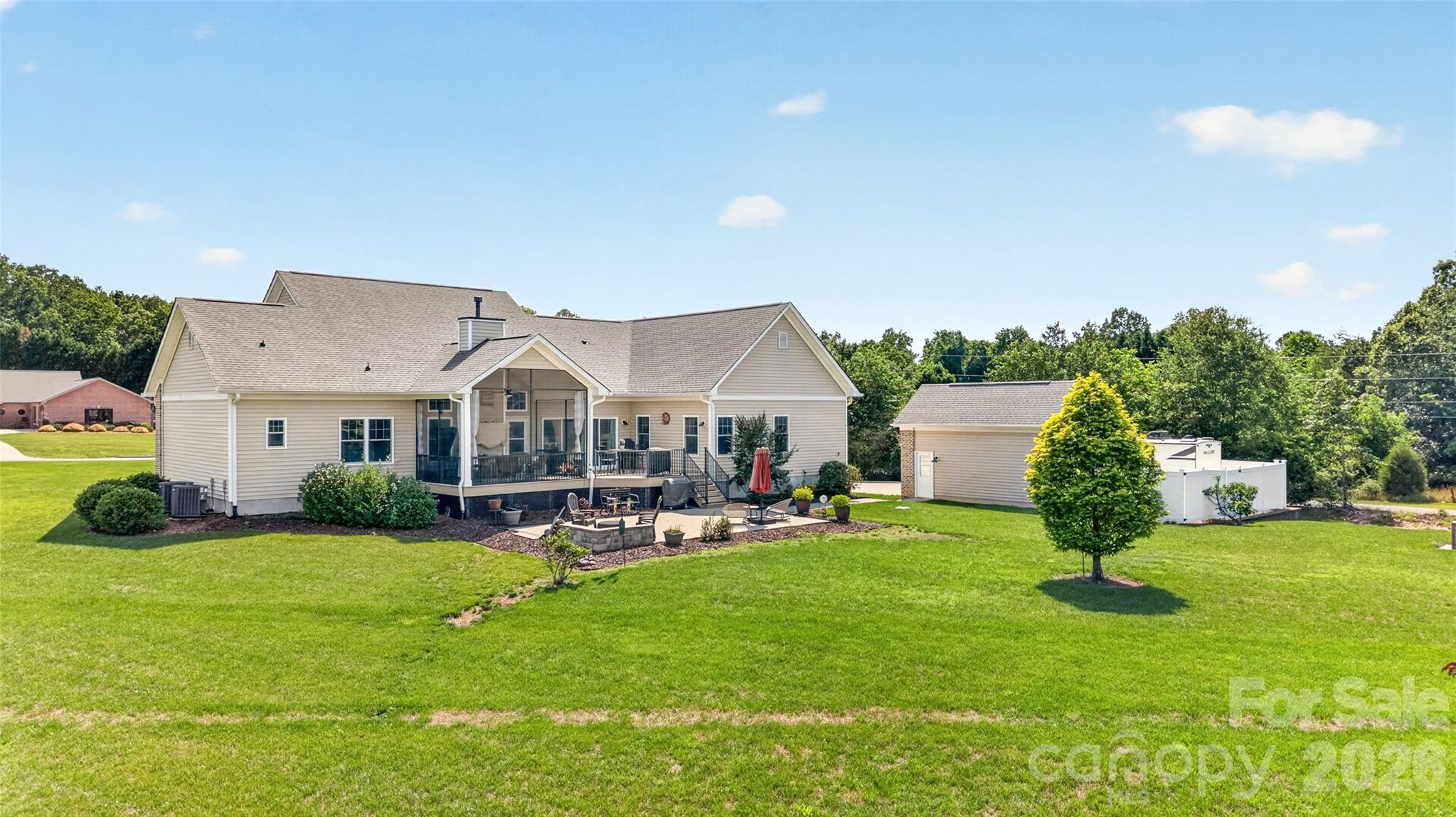 main property photo 45