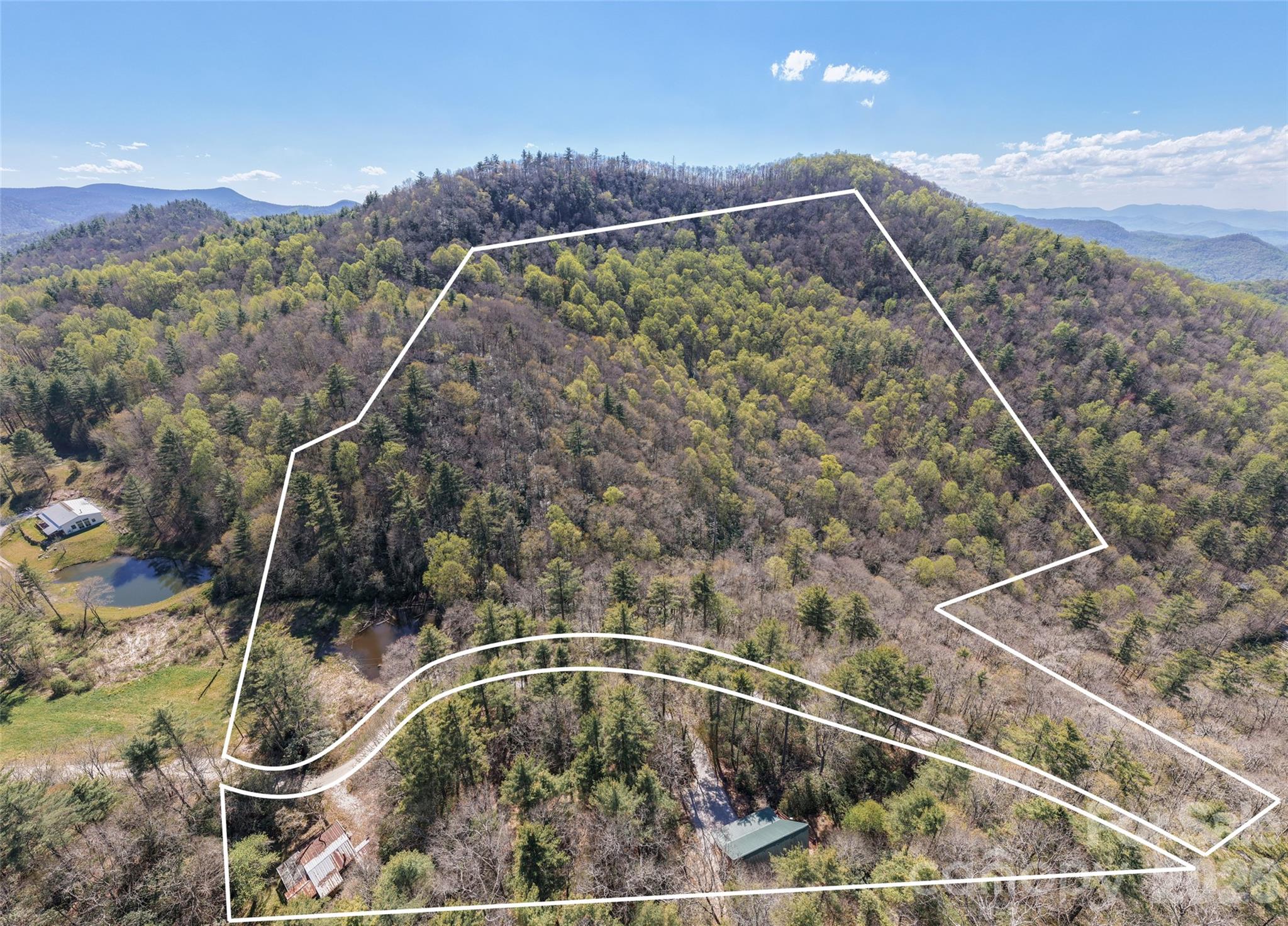 main property photo 10