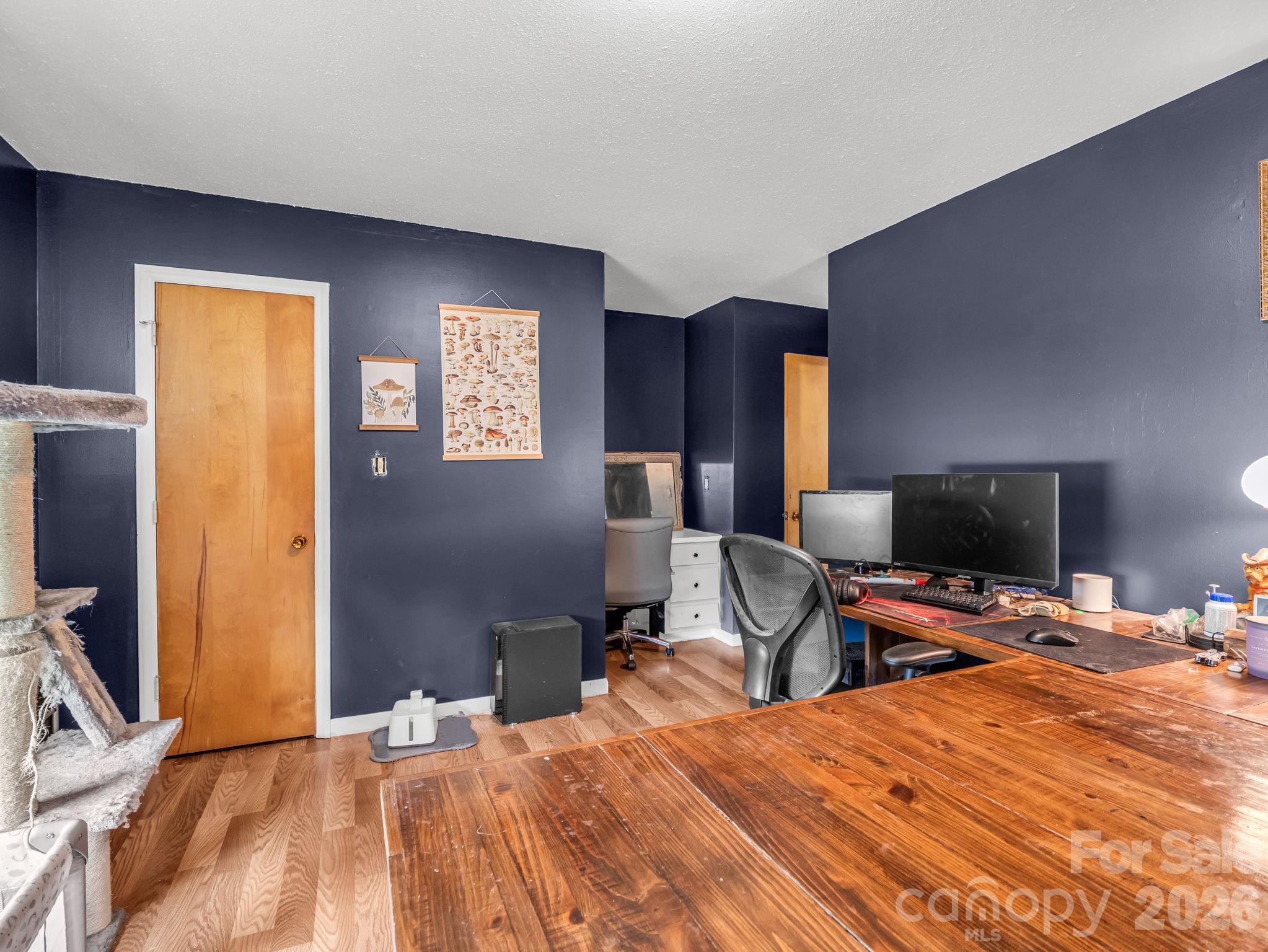 main property photo 39