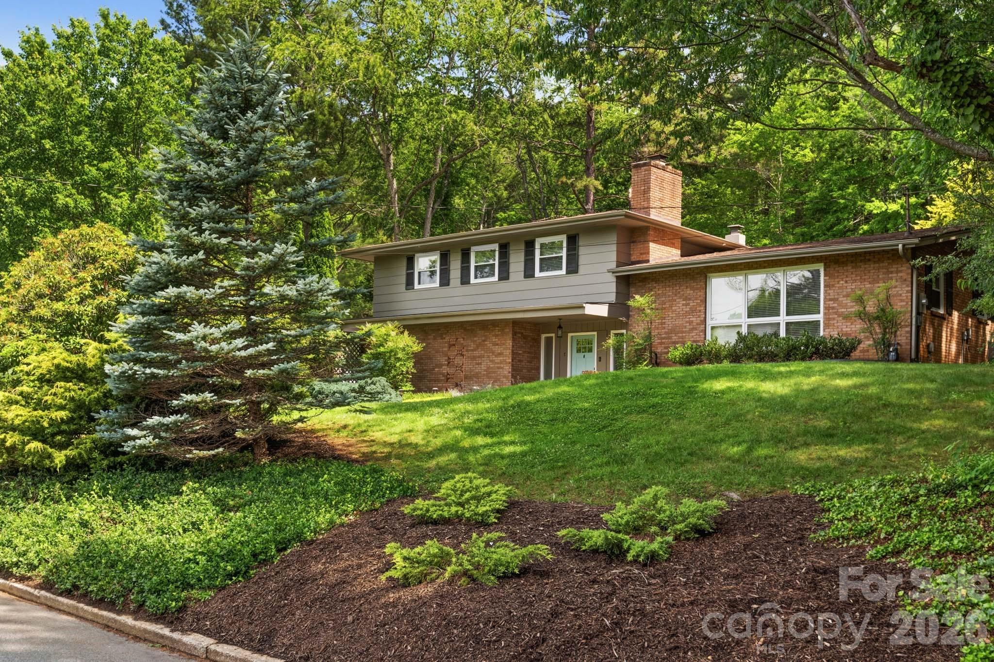 main property photo 36