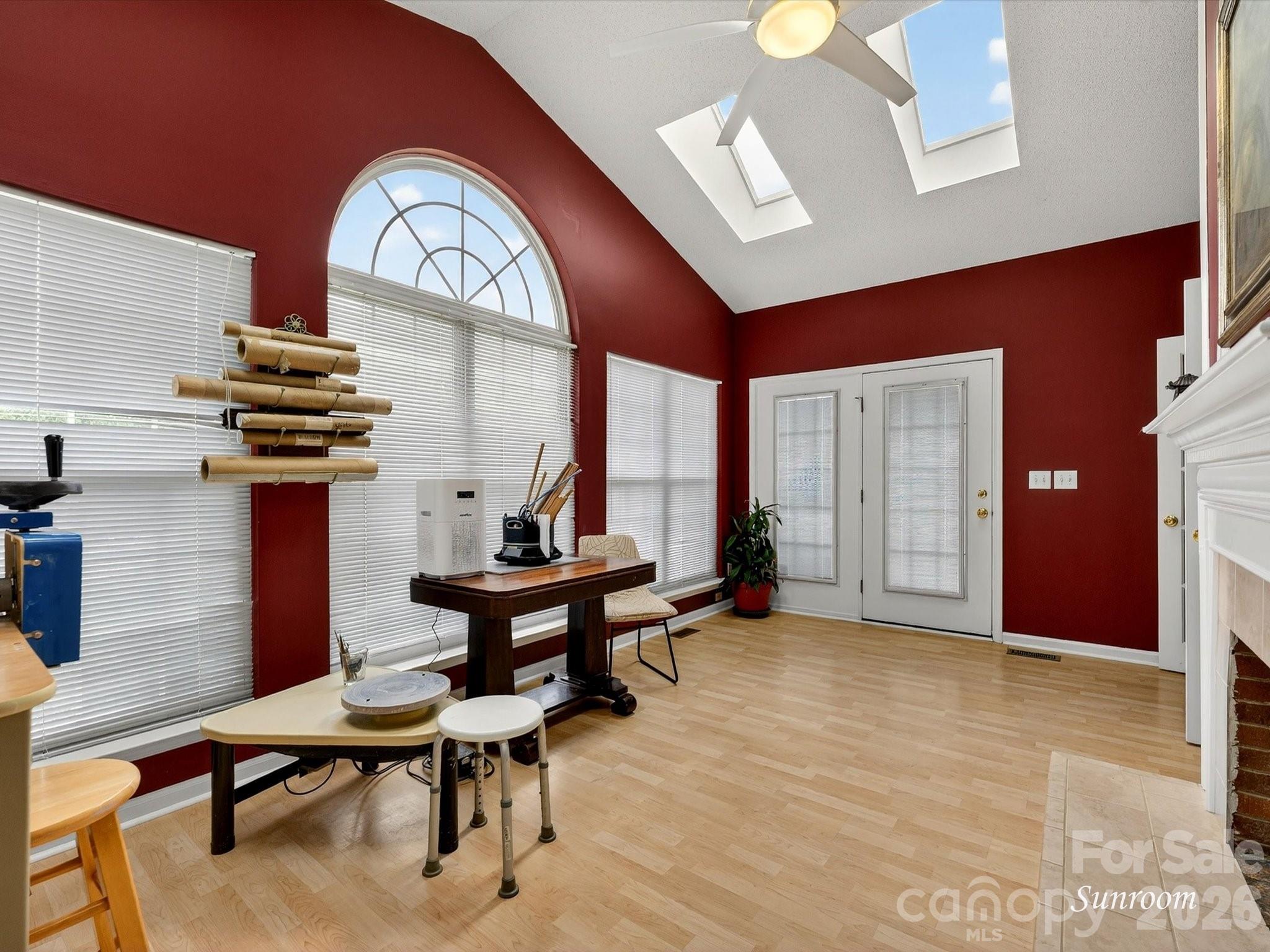 main property photo 19