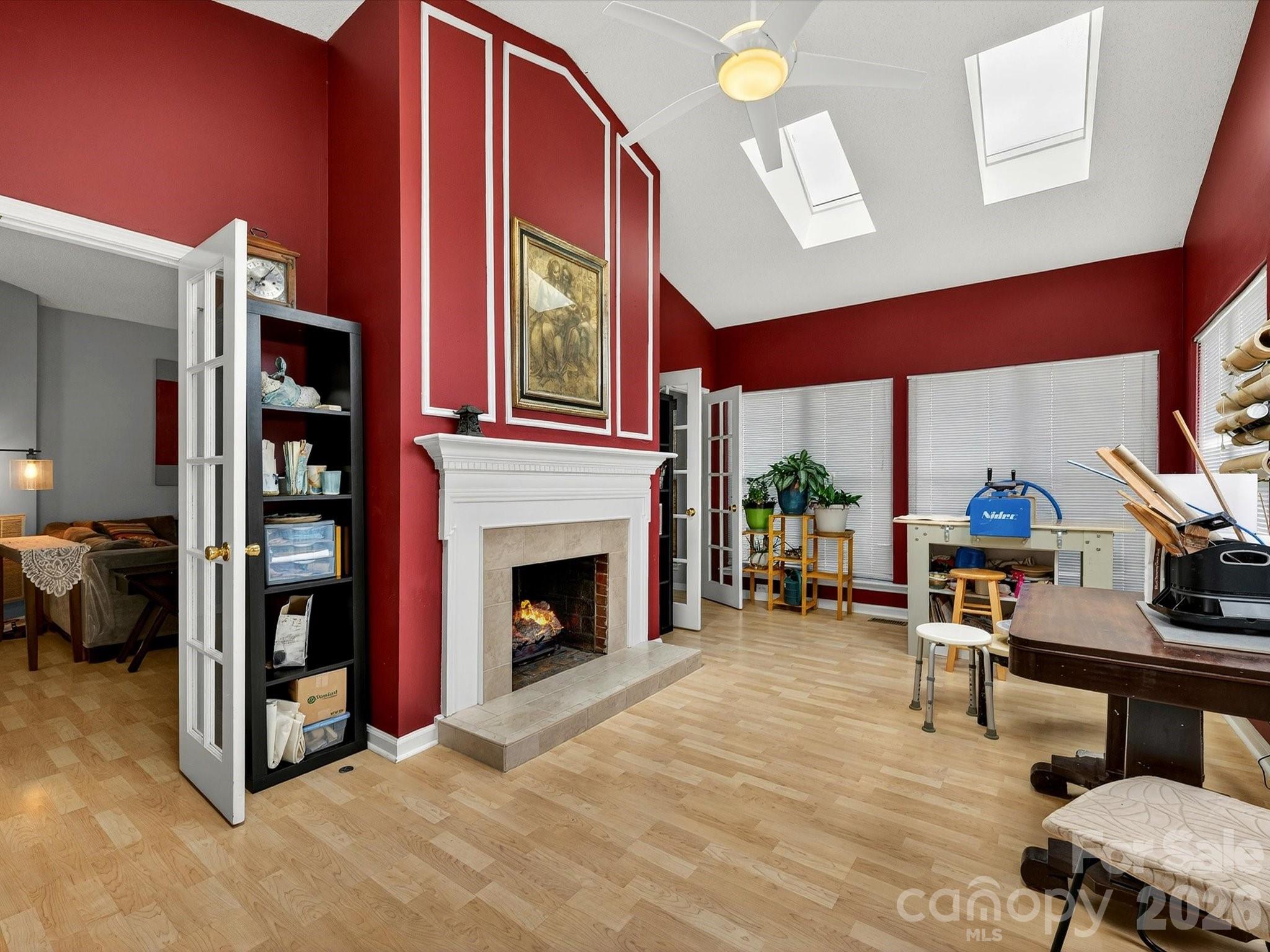 main property photo 20
