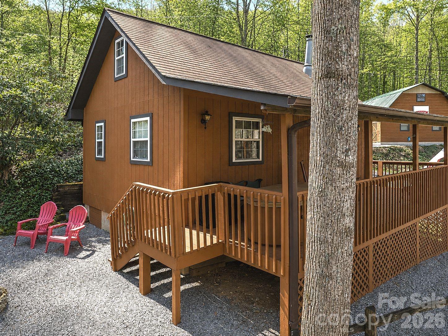 main property photo 32