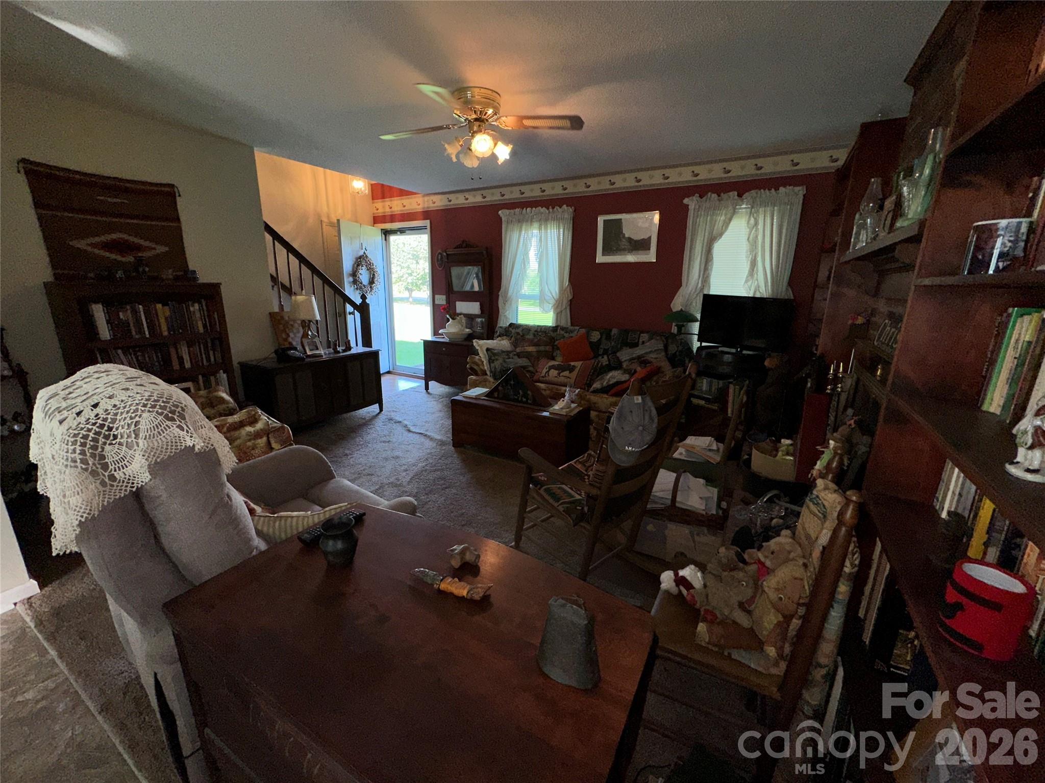 main property photo 8