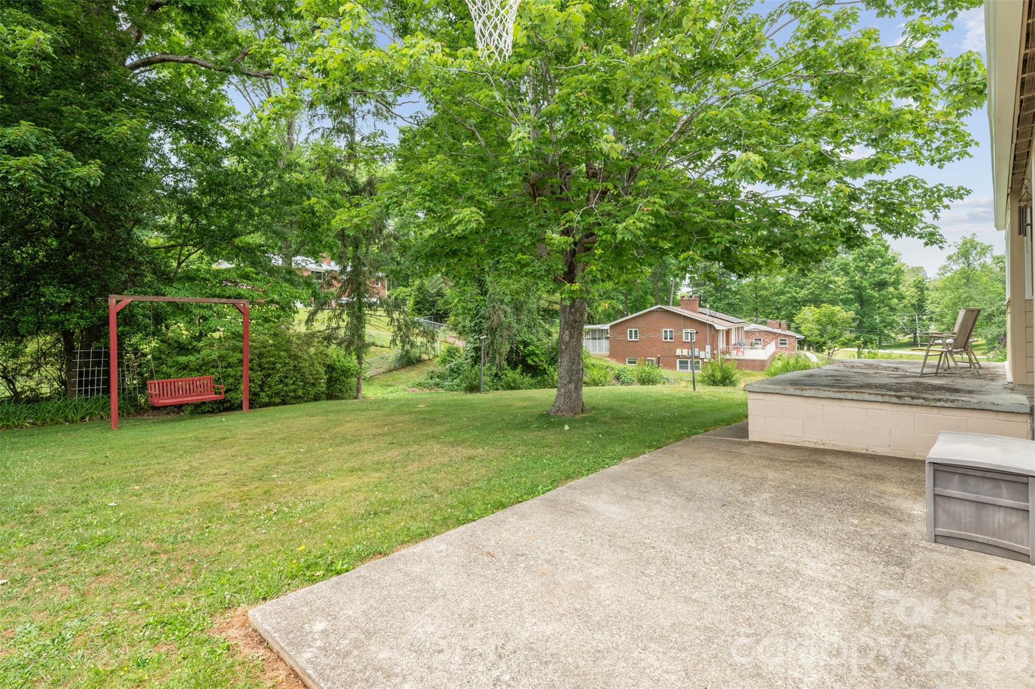 main property photo 26