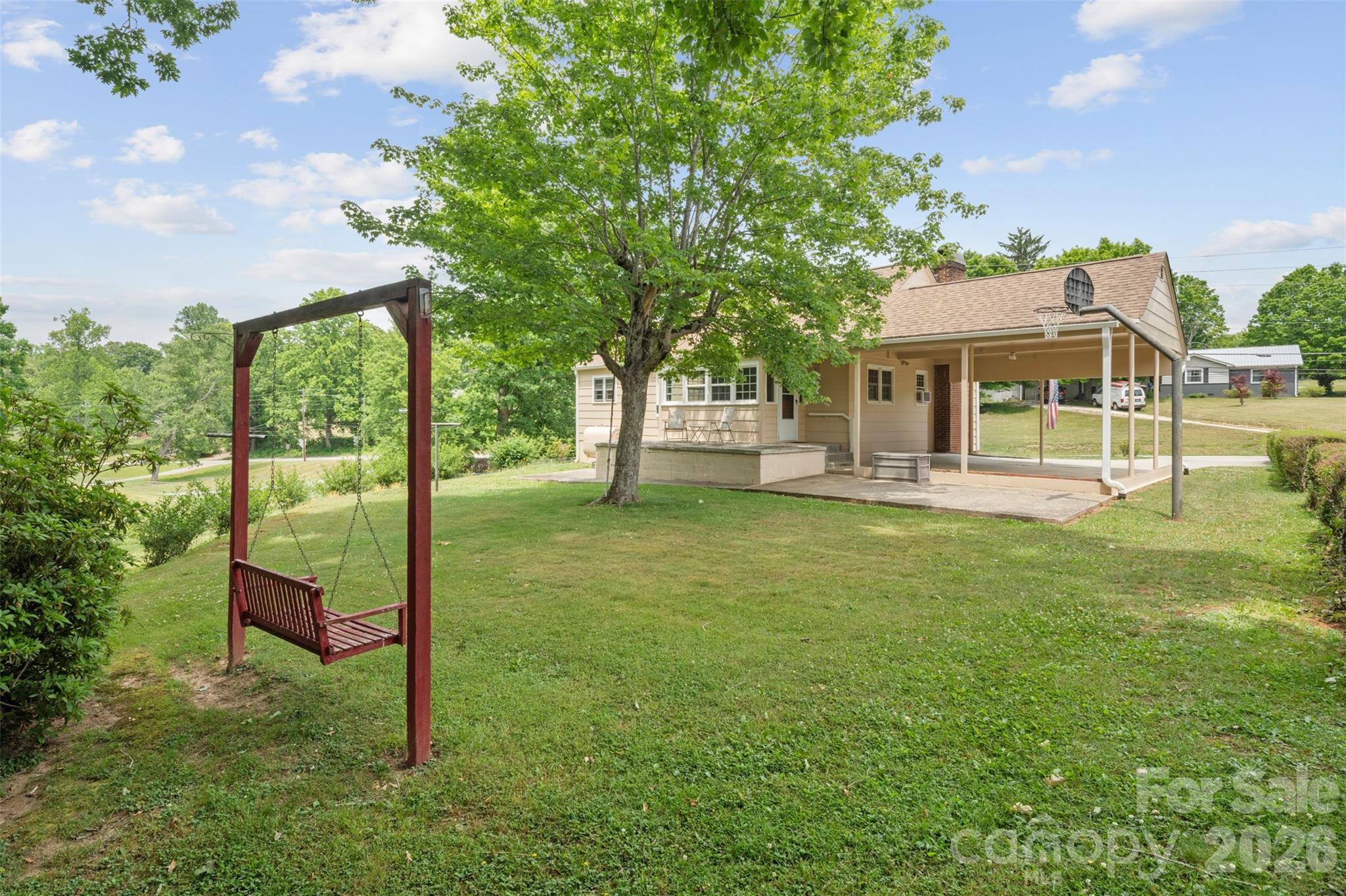 main property photo 27