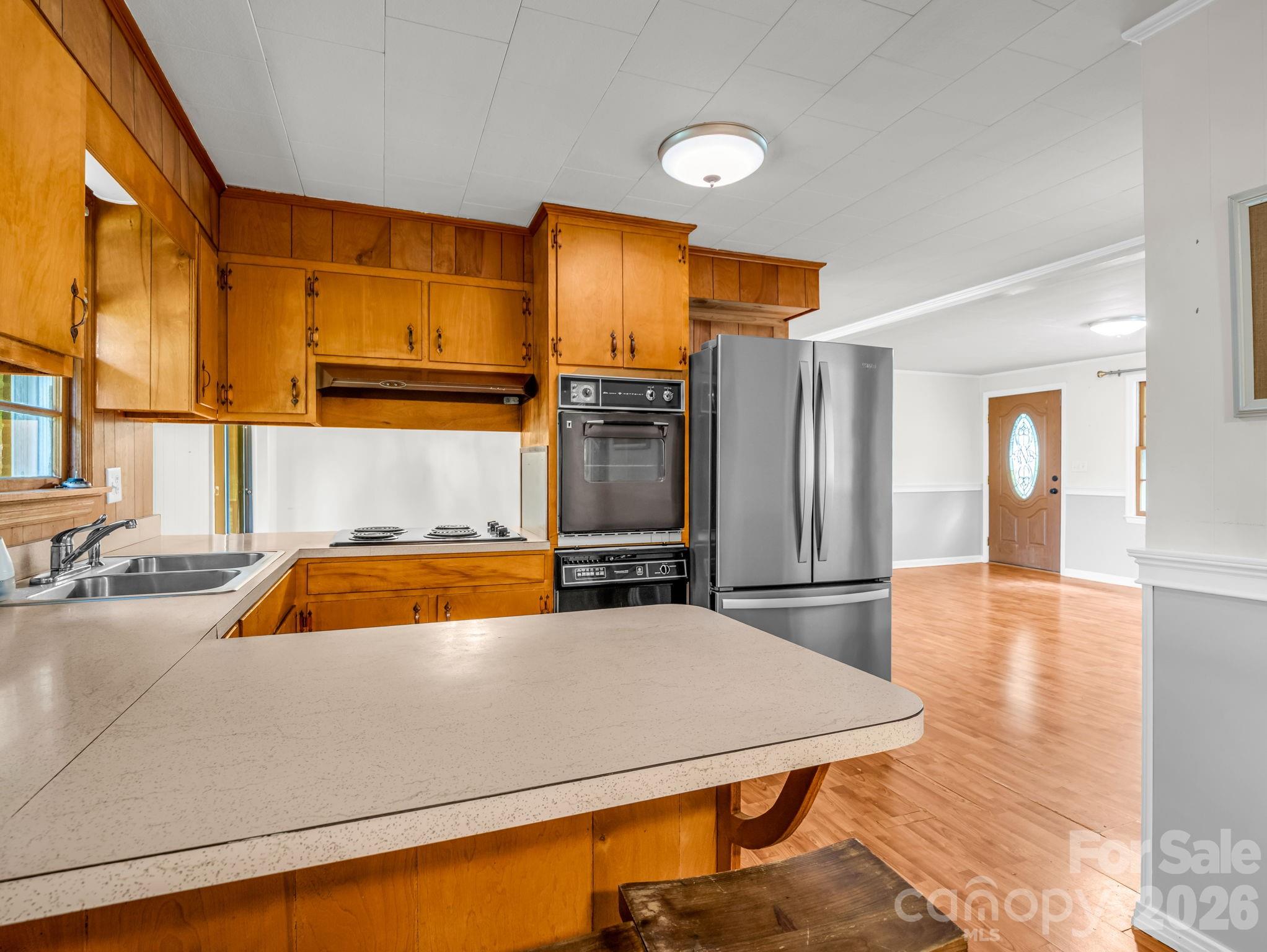 property viewer photo 10