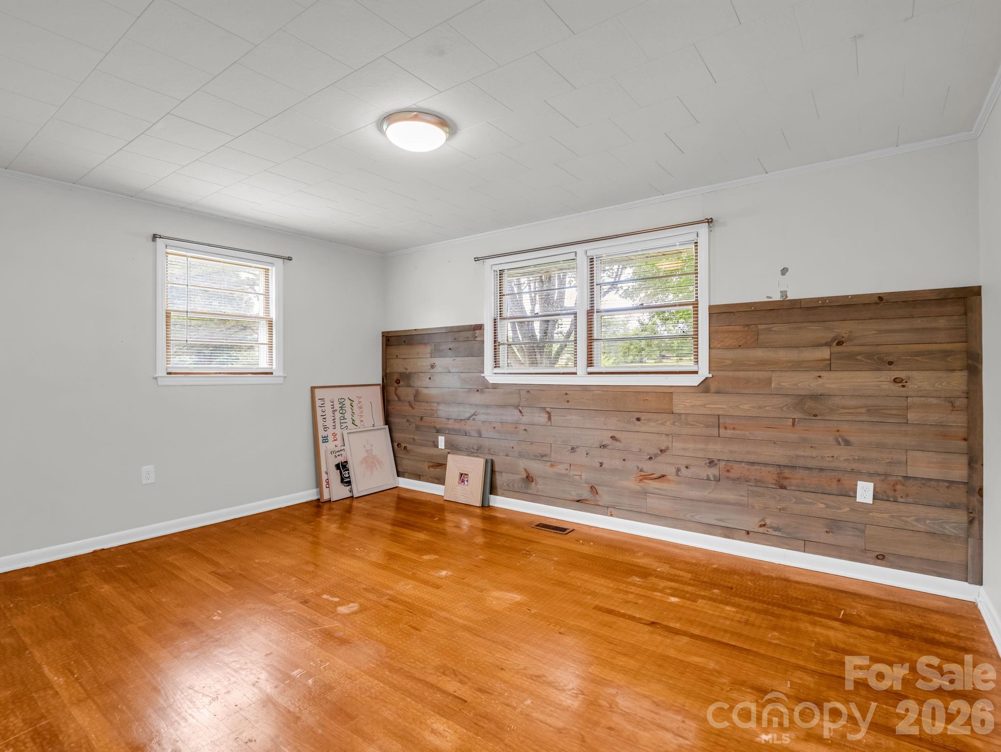 property viewer photo 20