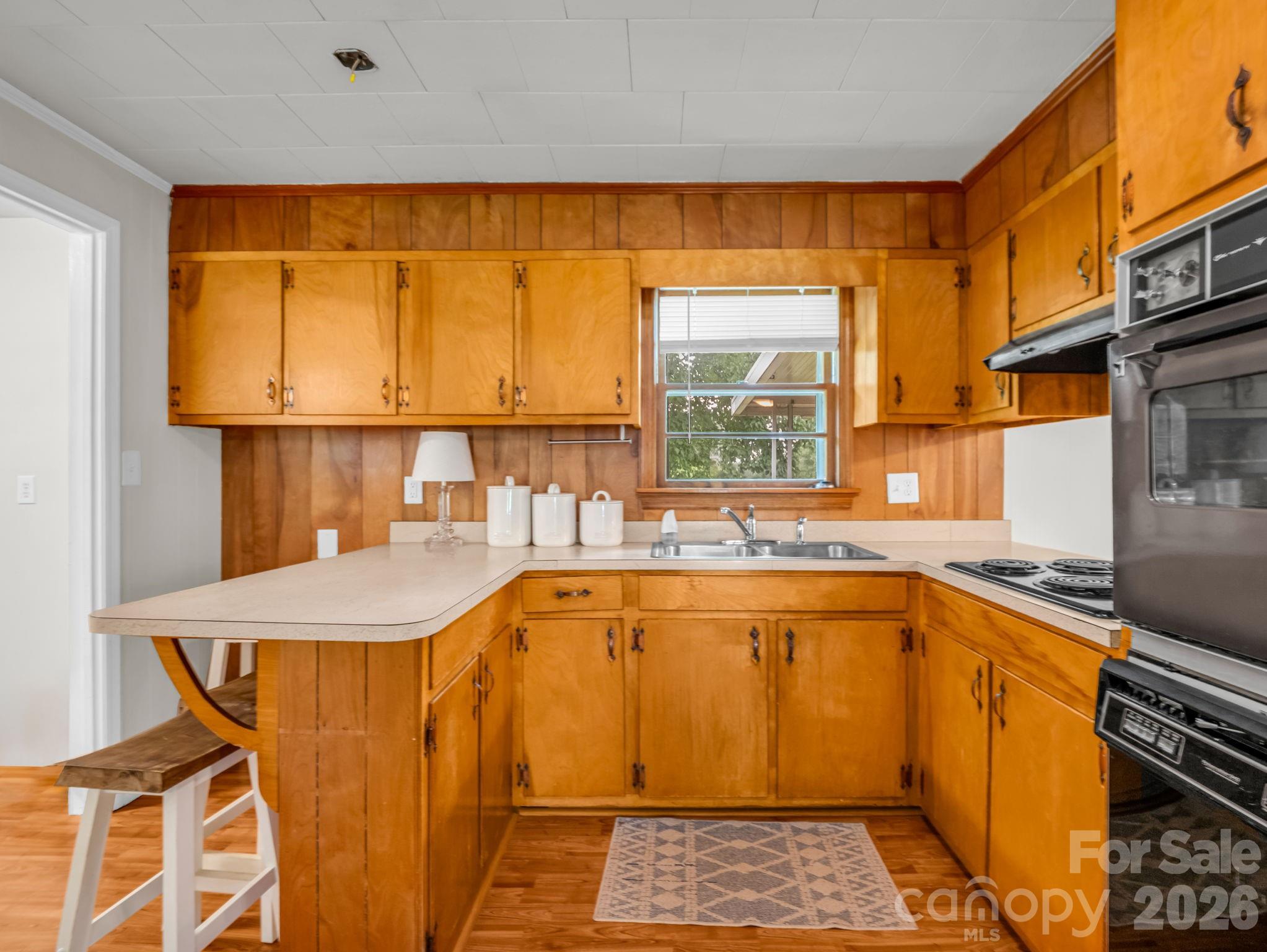 property viewer photo 8
