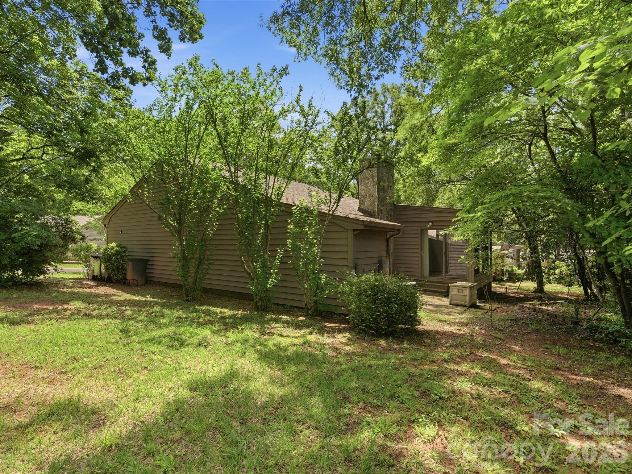 main property photo 43
