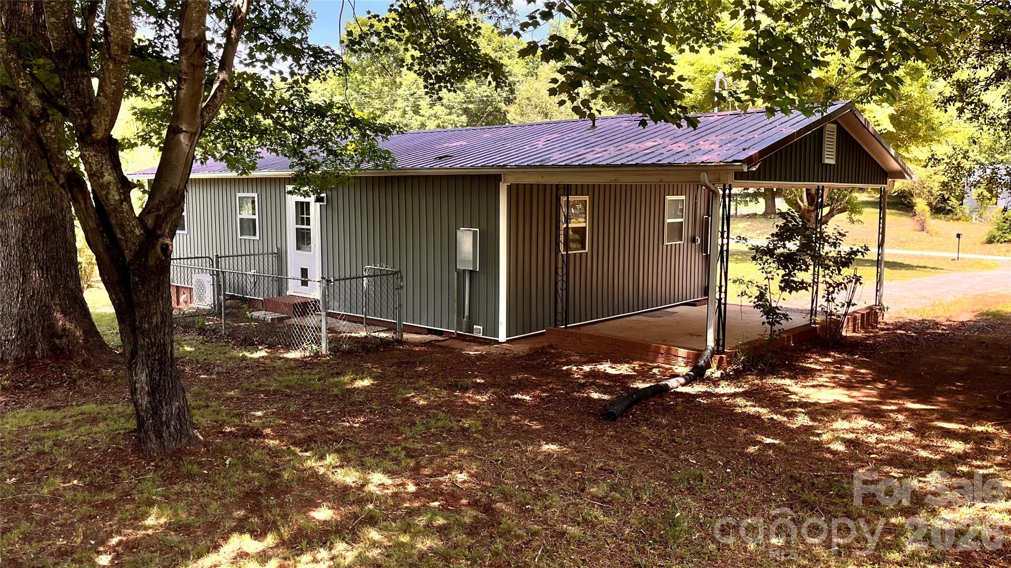 main property photo 25