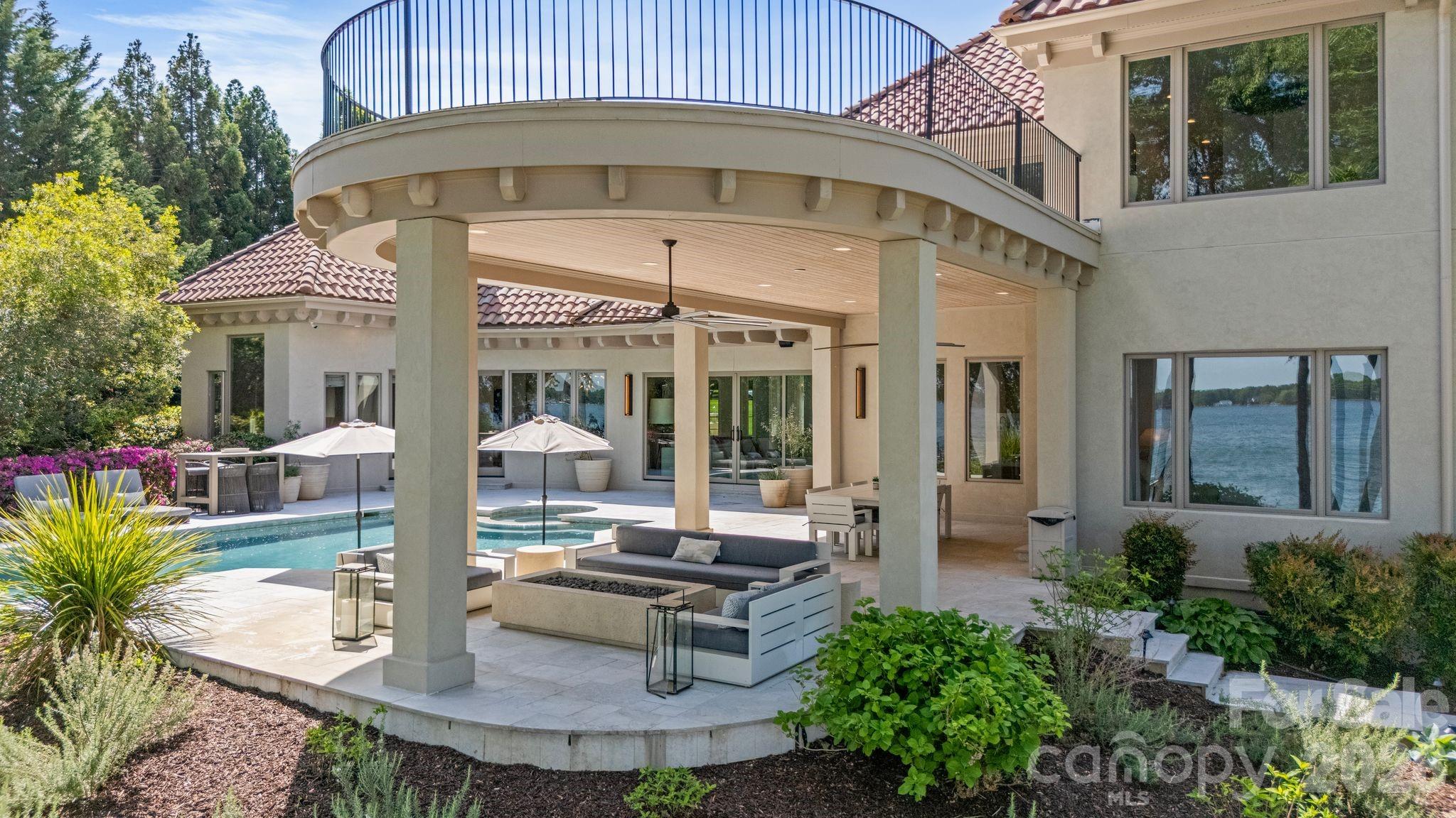 main property photo 40