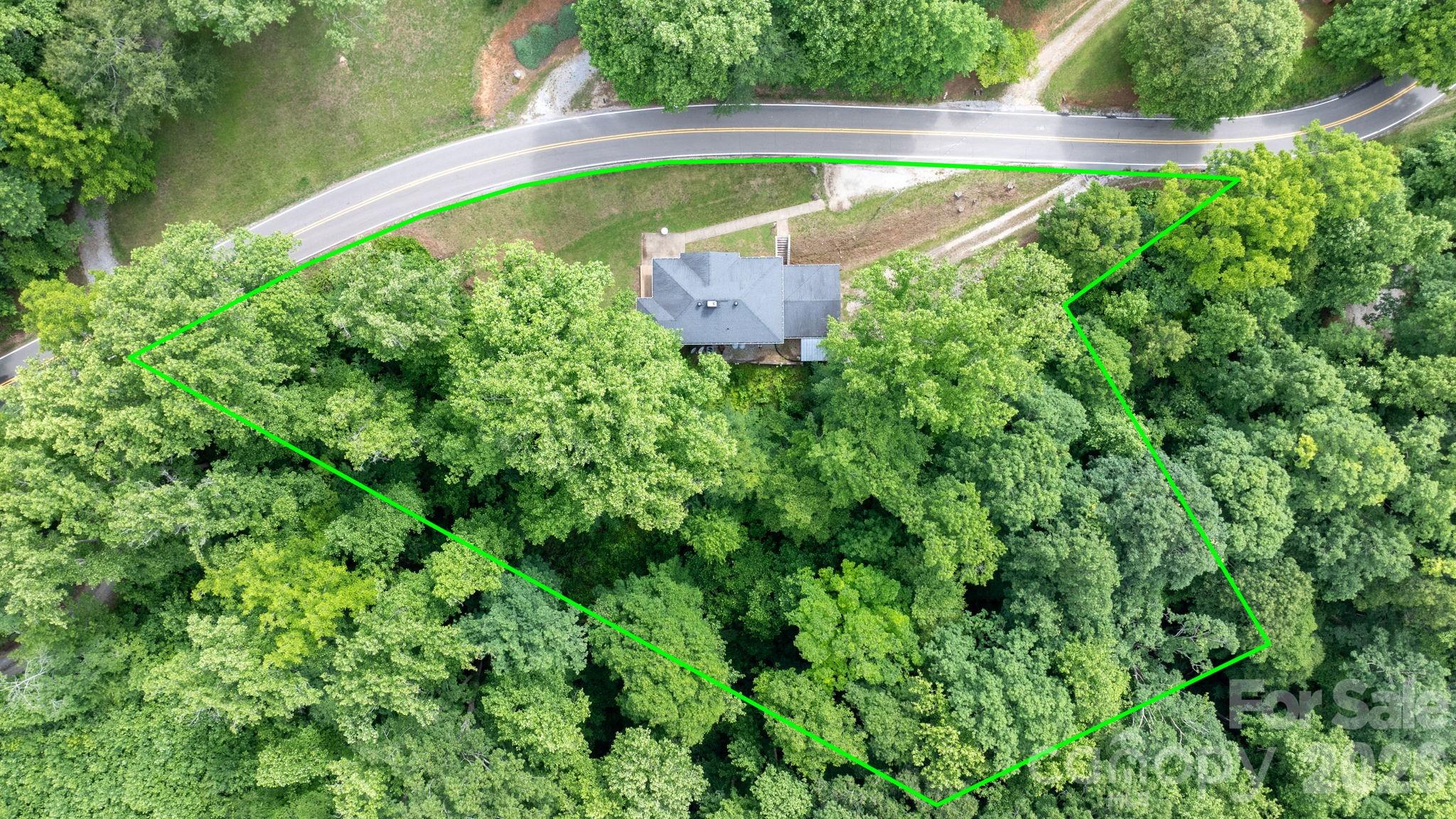 main property photo 3