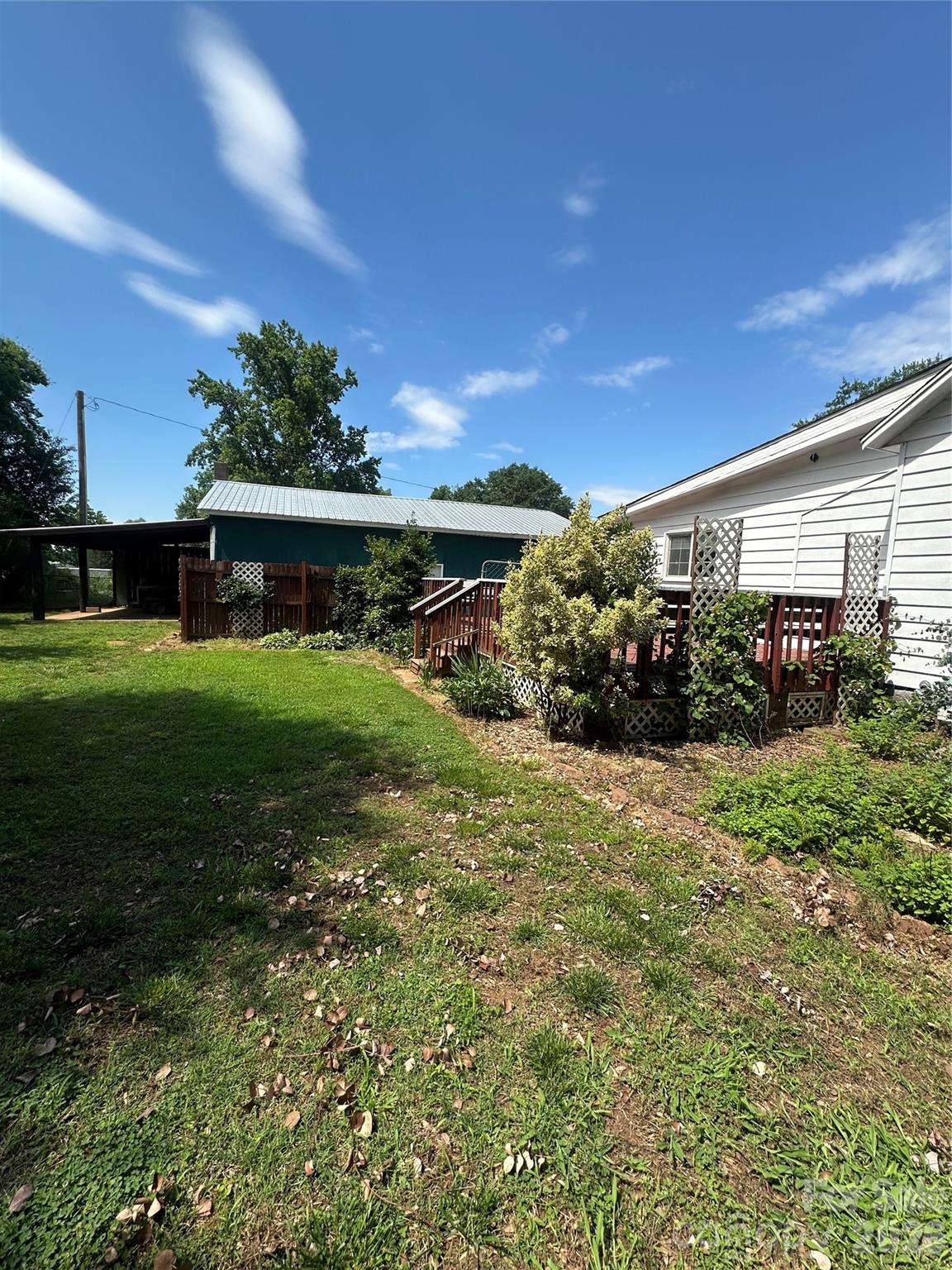 main property photo 23