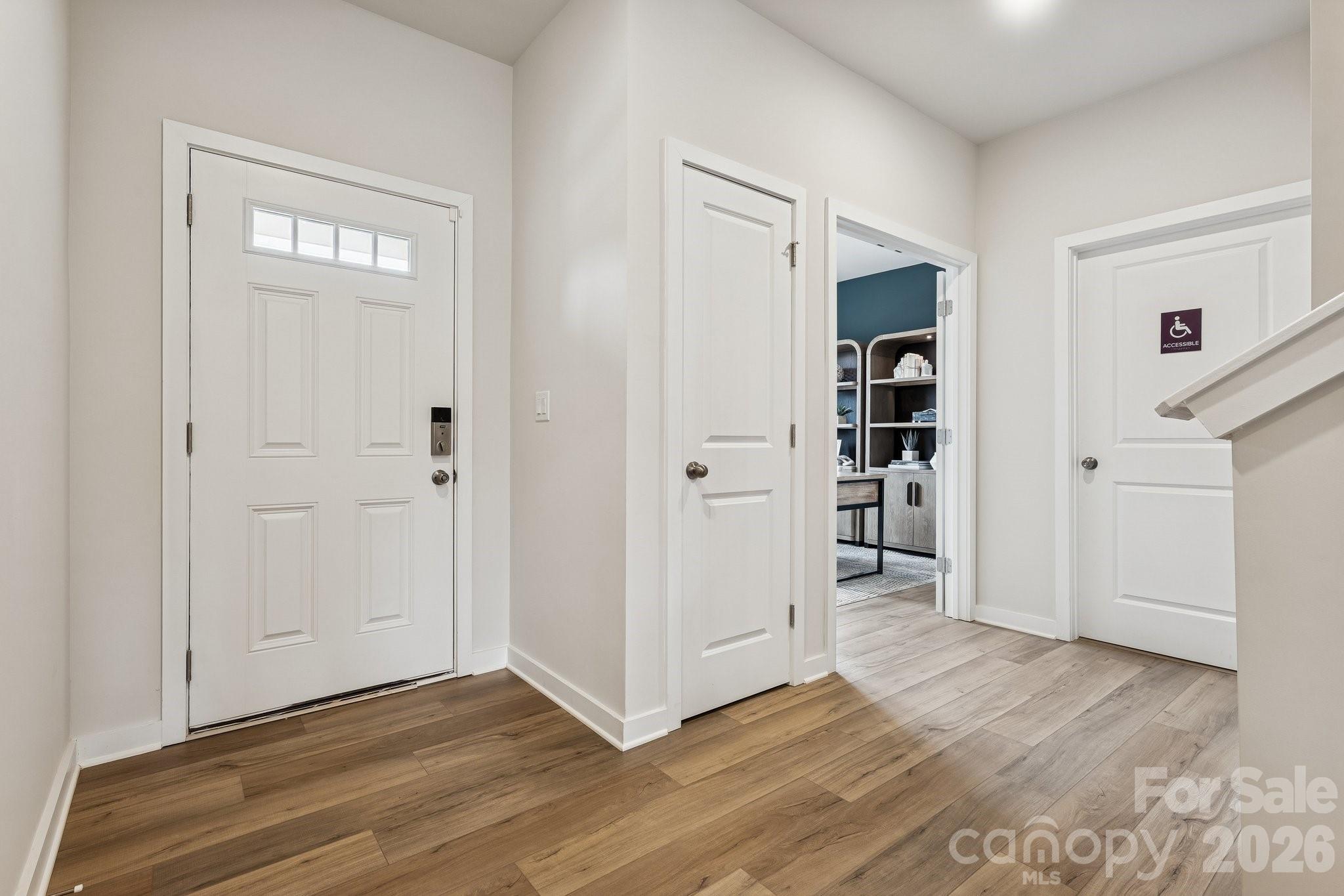 main property photo 6