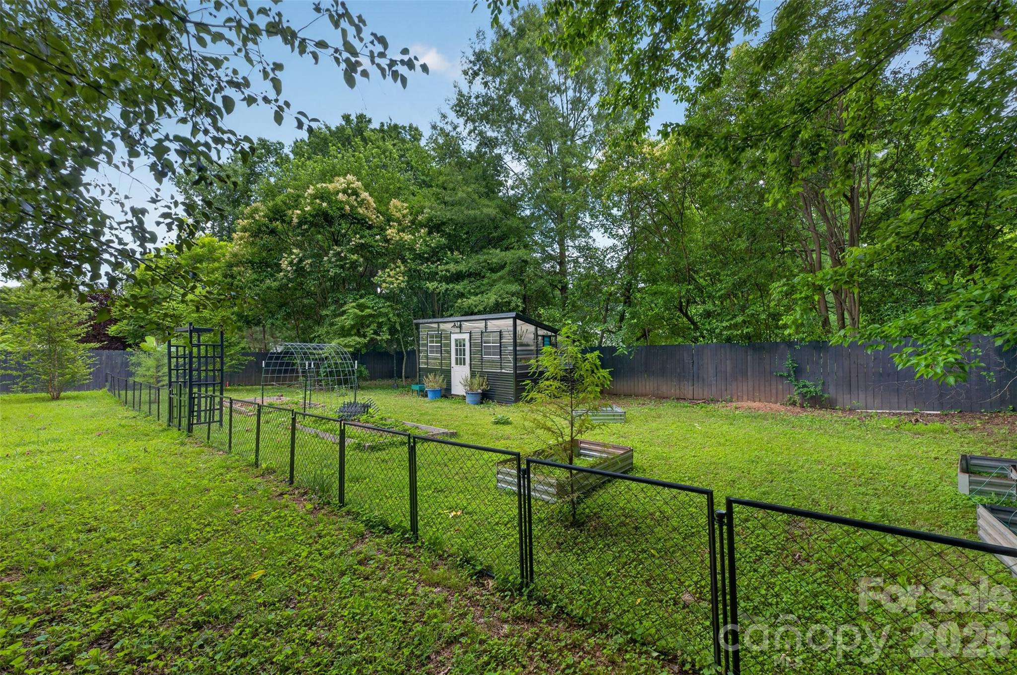 main property photo 44