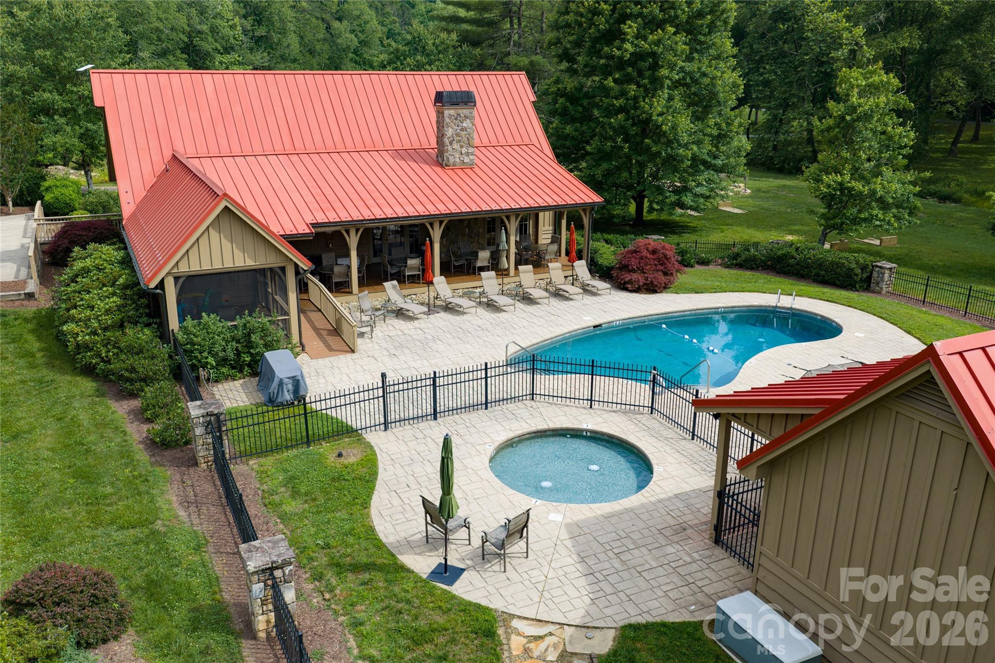 main property photo 46