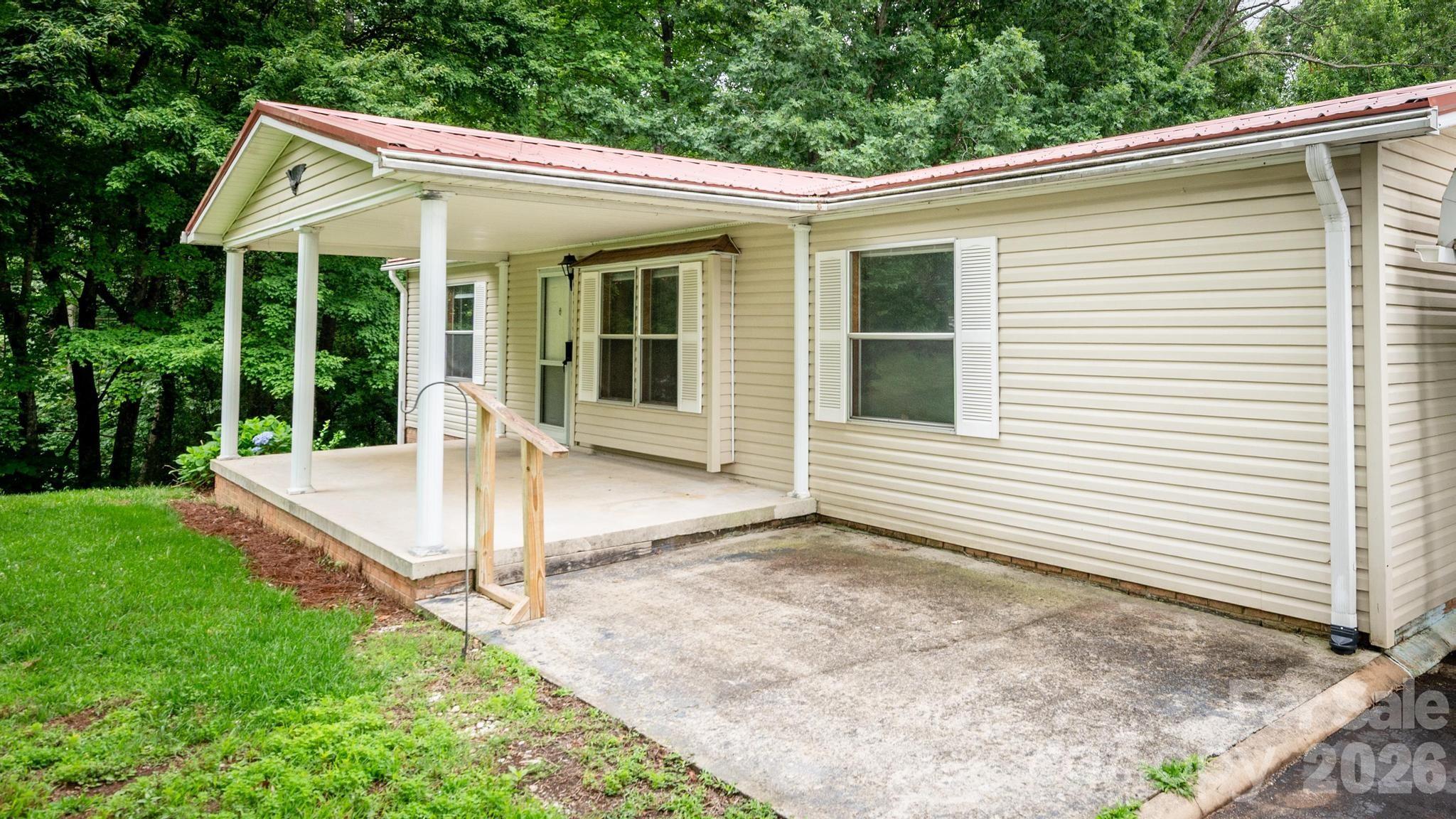 main property photo 3