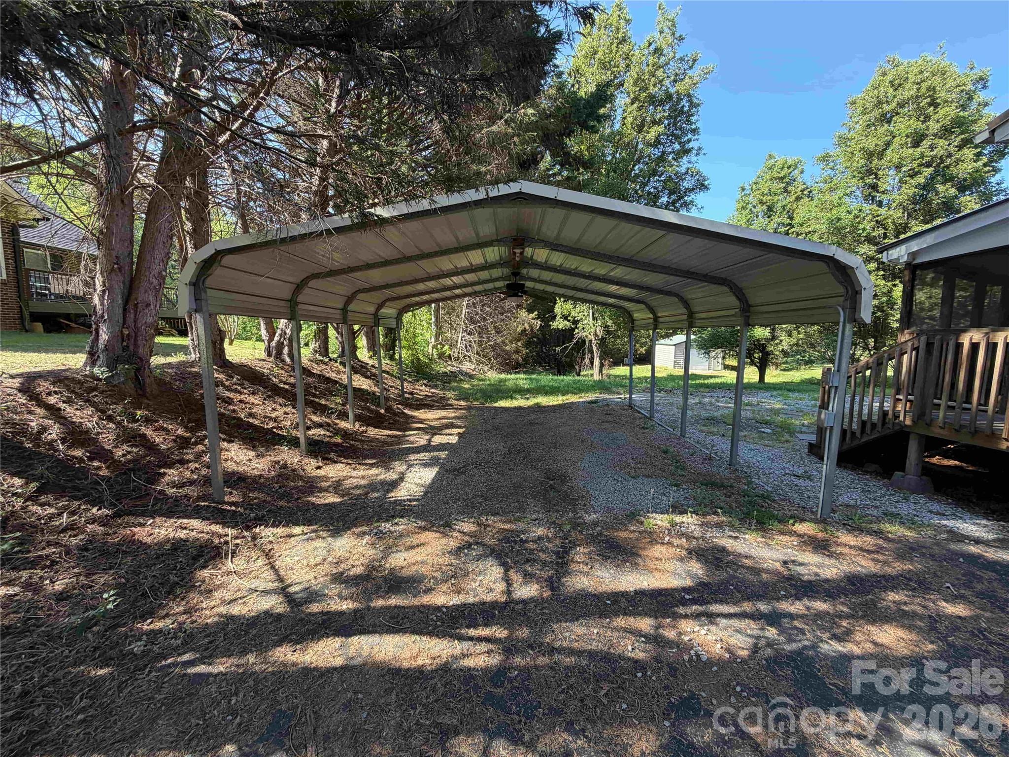 main property photo 27