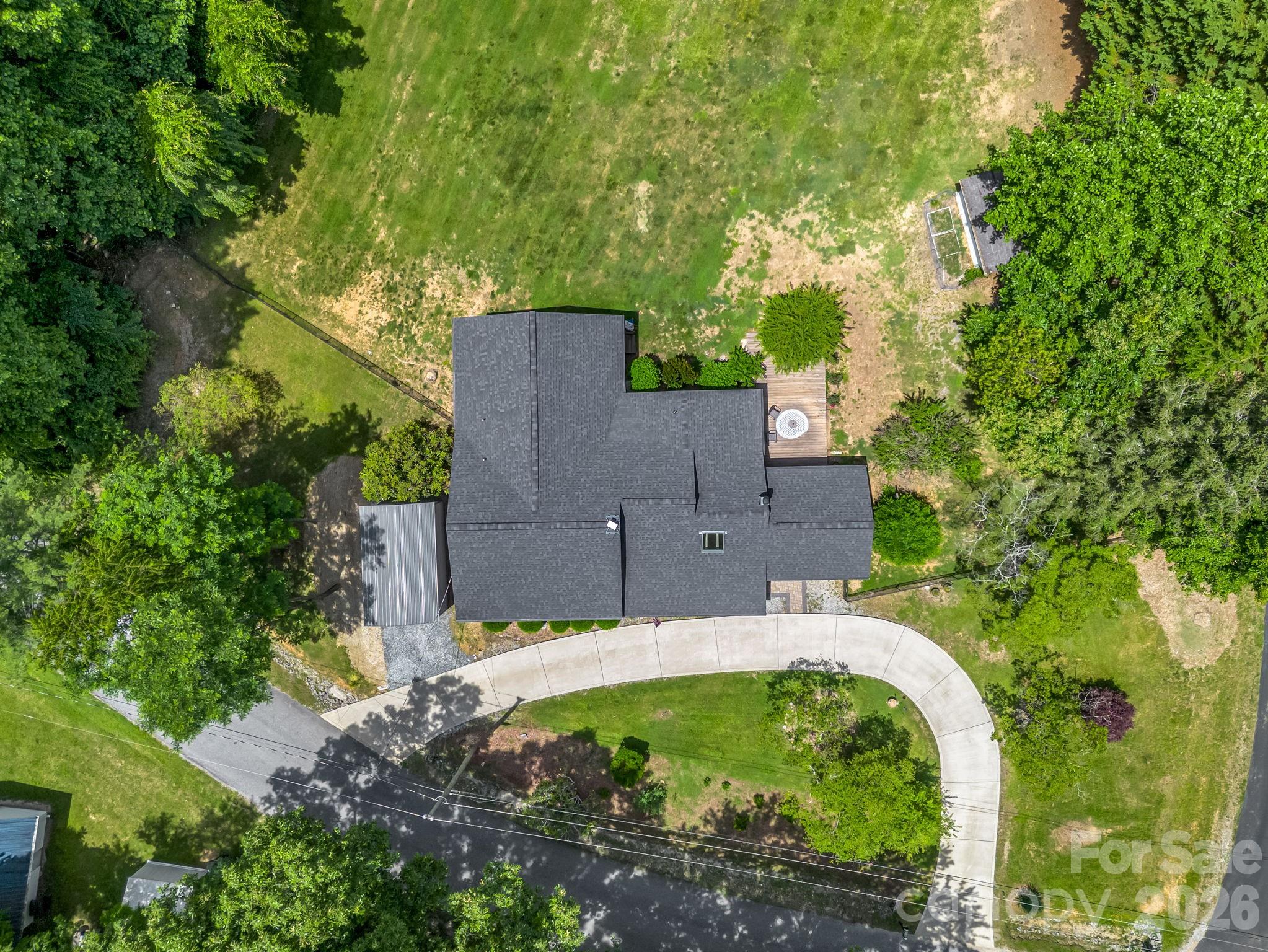 main property photo 43