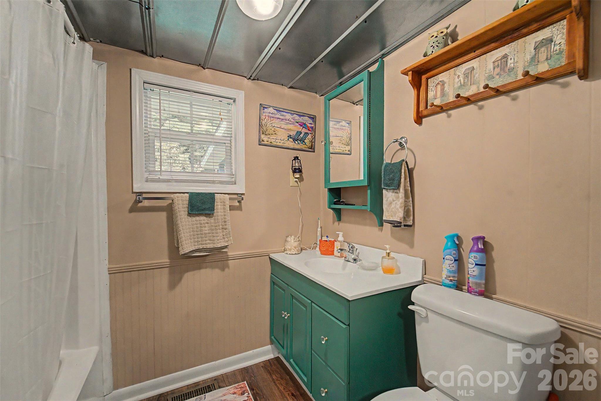 main property photo 15