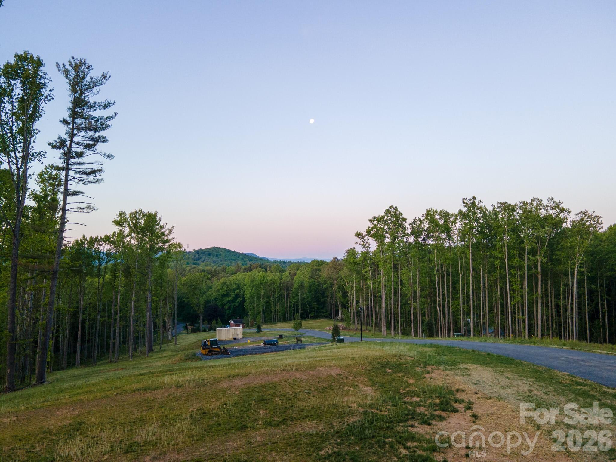 main property photo 6