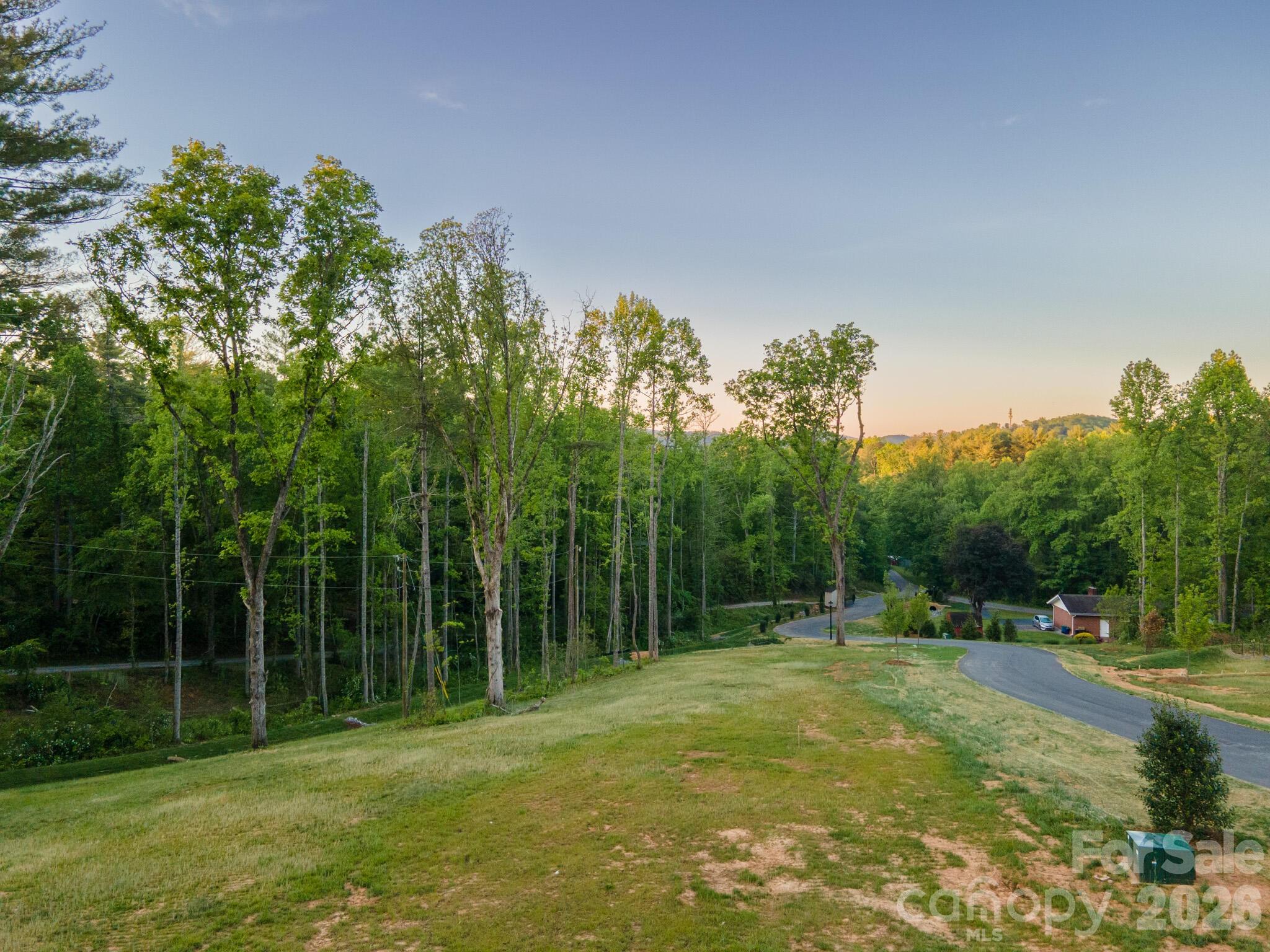 main property photo 4