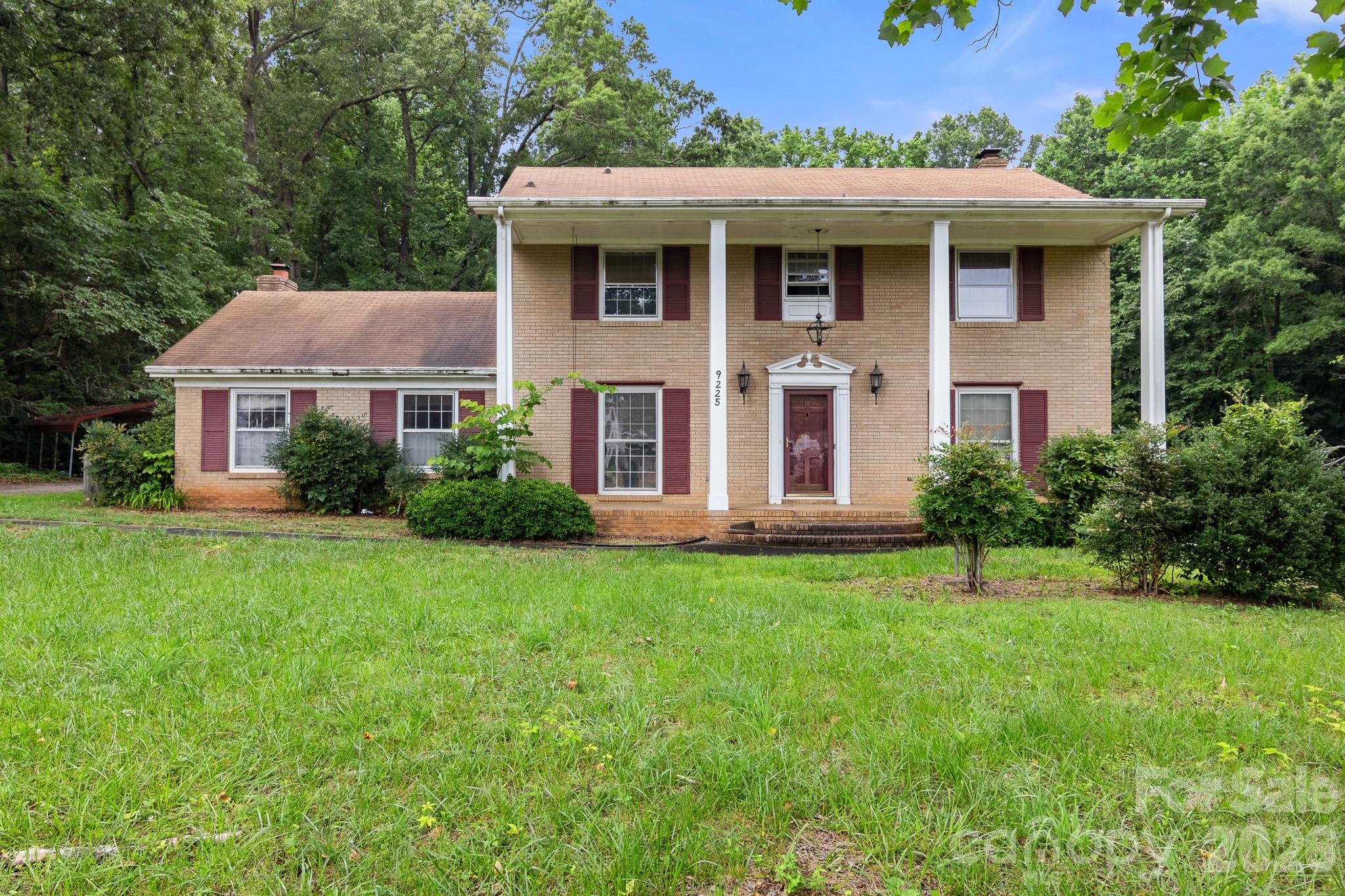 main property photo 6