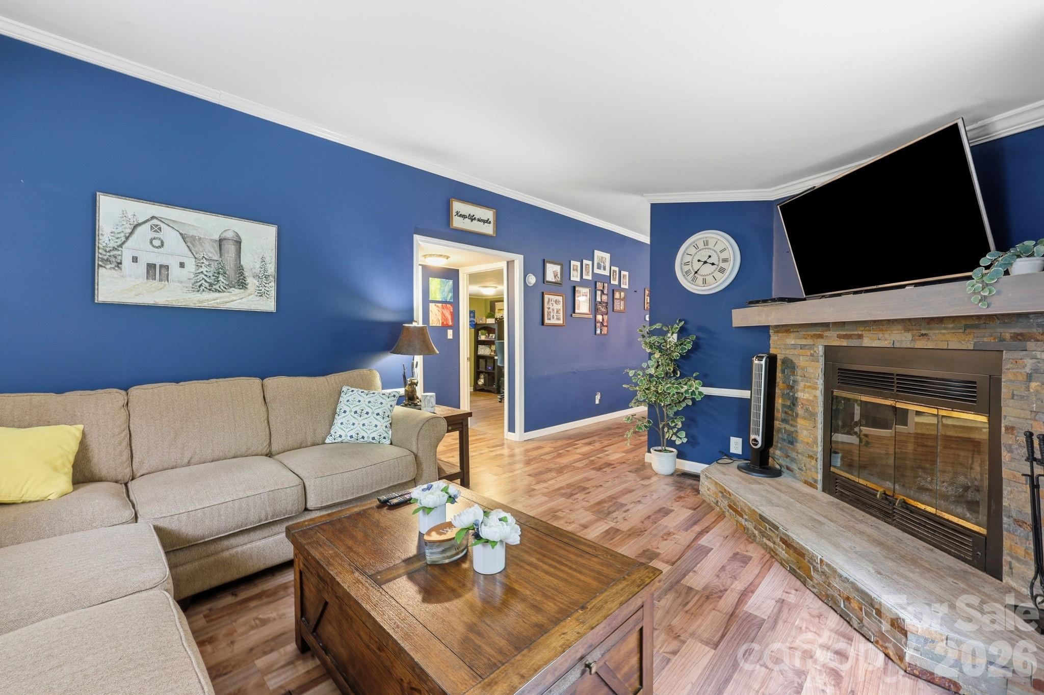 main property photo 20
