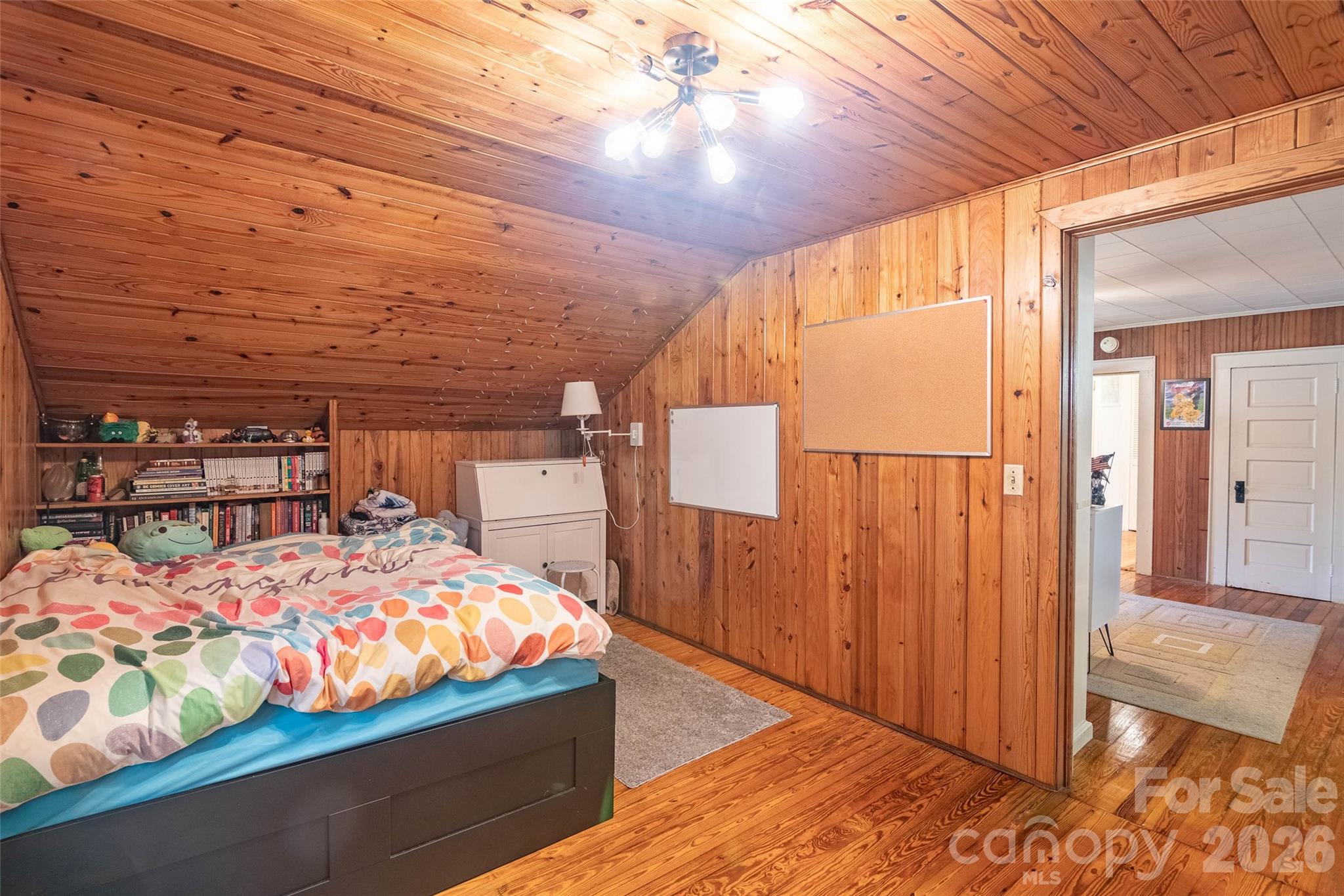 main property photo 27