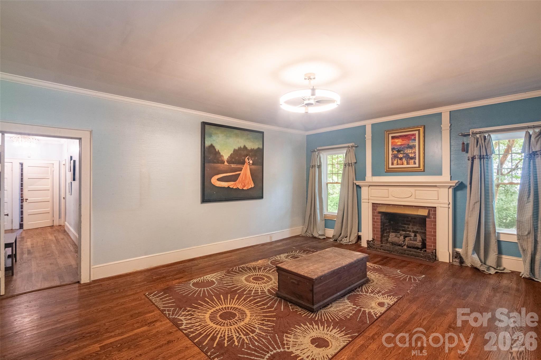 main property photo 5