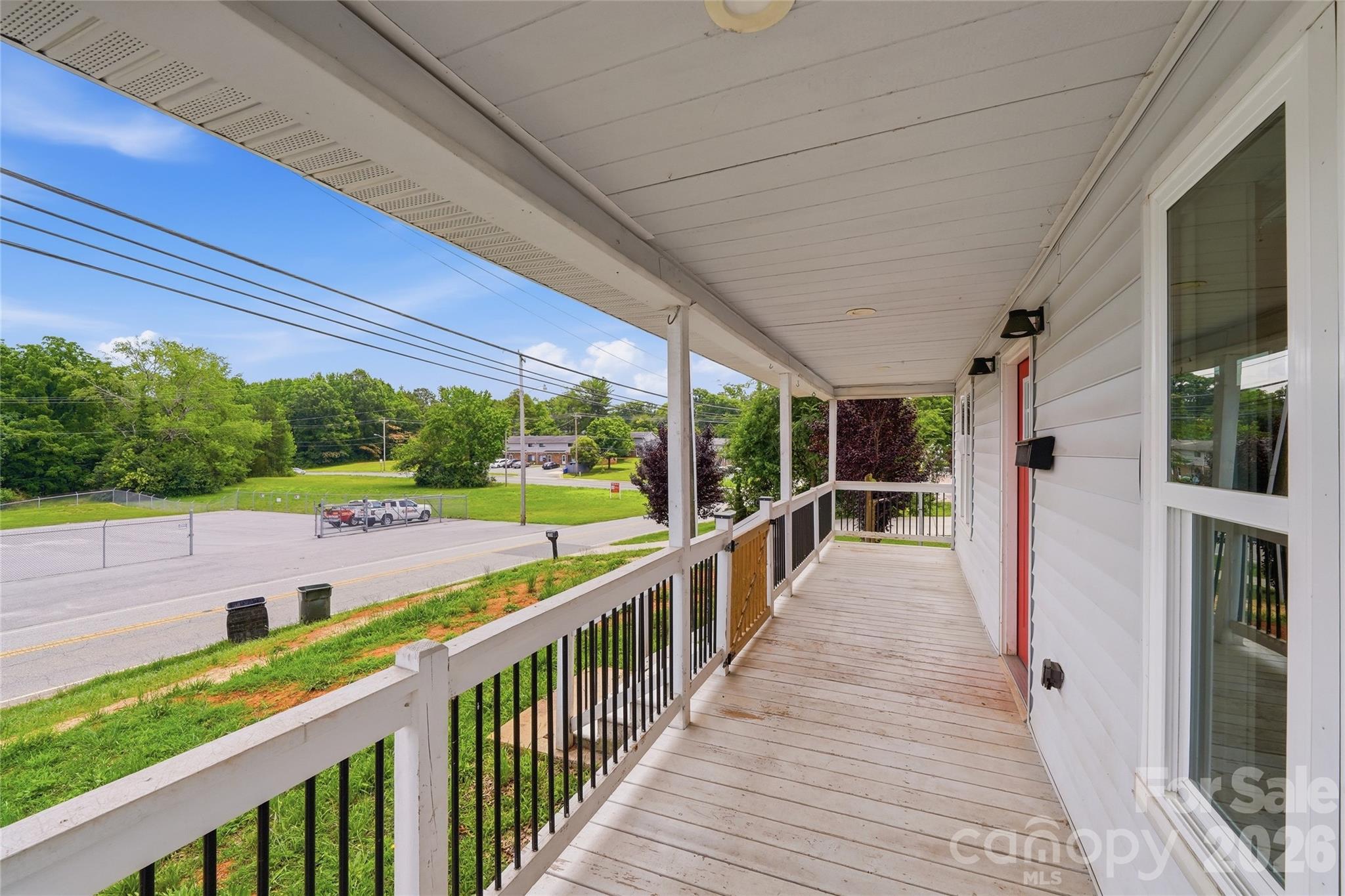 main property photo 30
