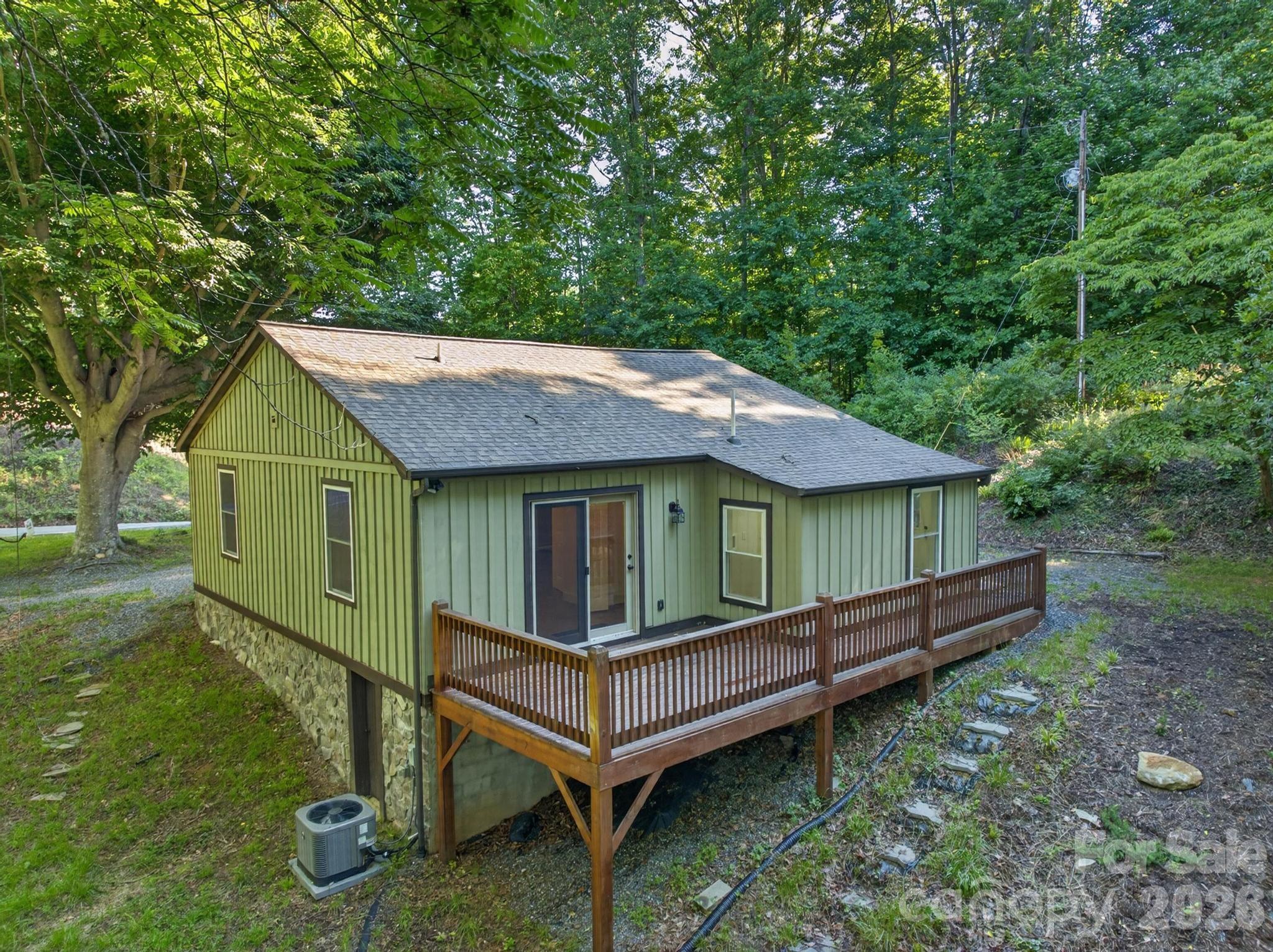 main property photo 19