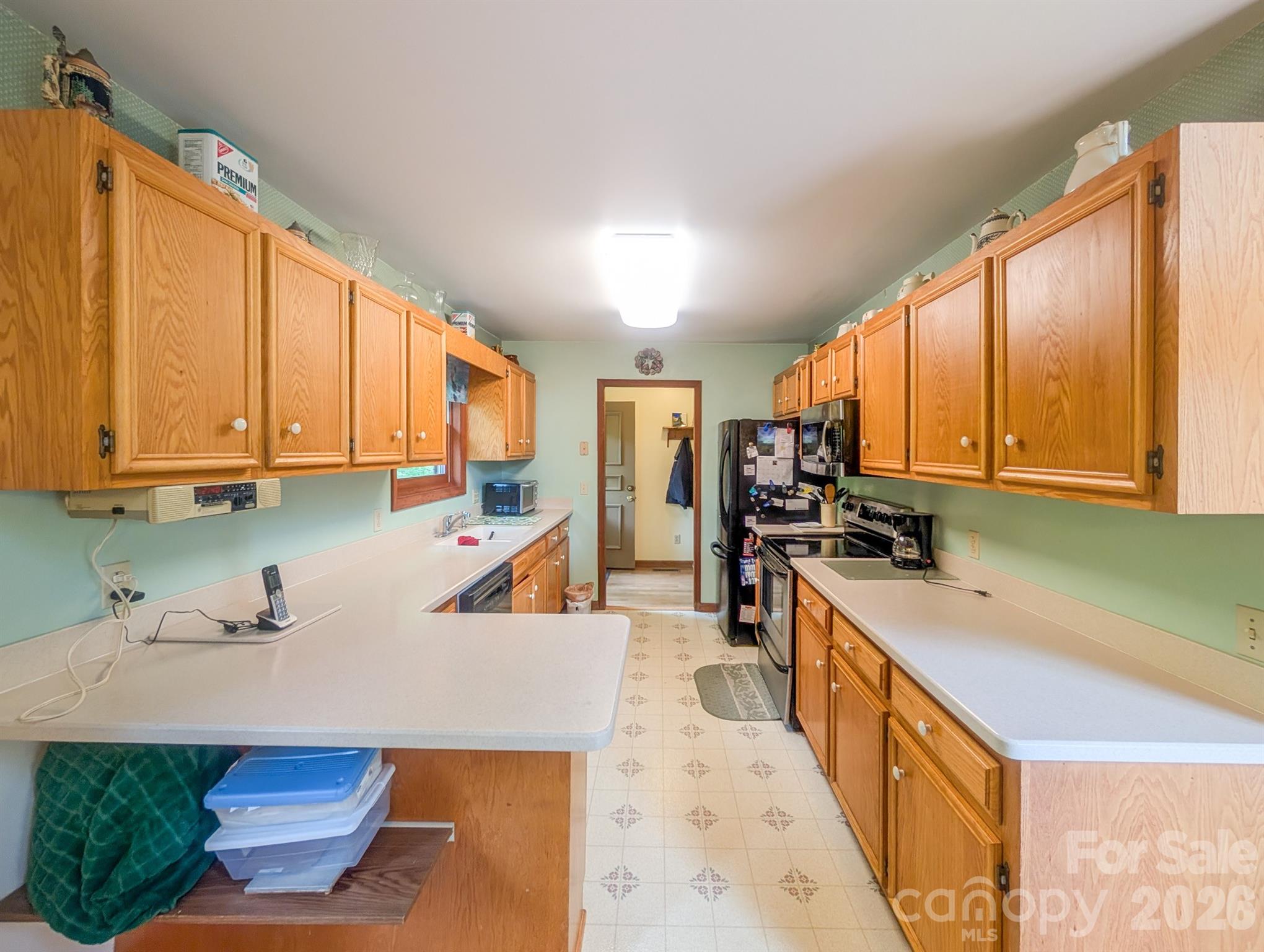 main property photo 15
