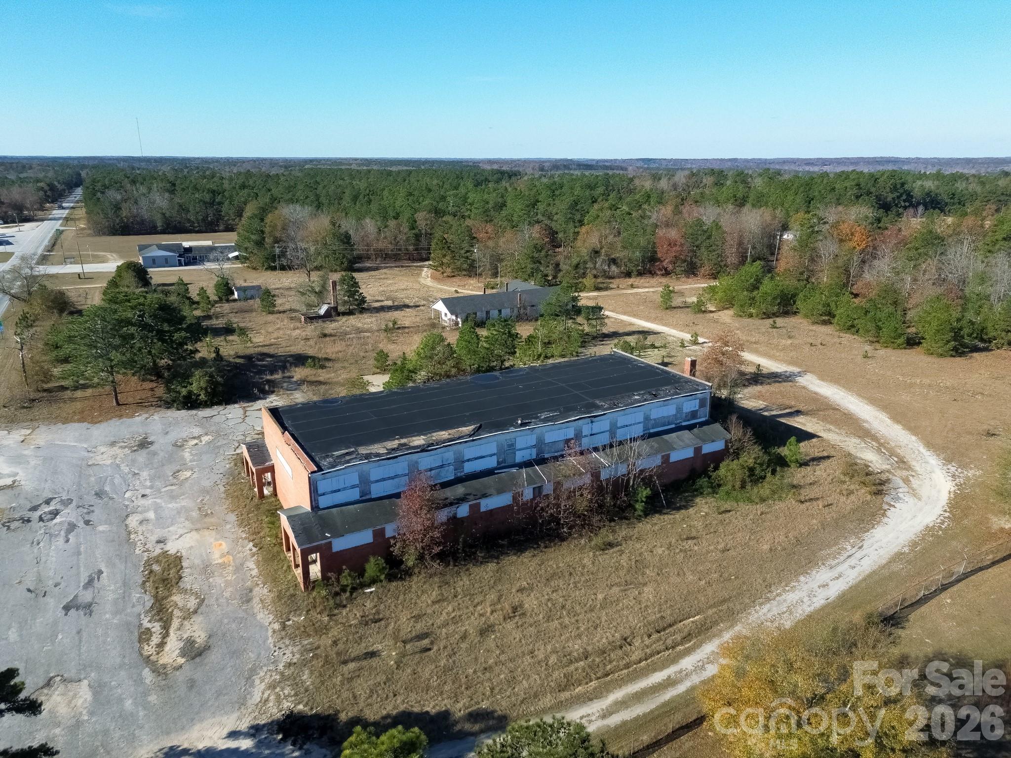 main property photo 16