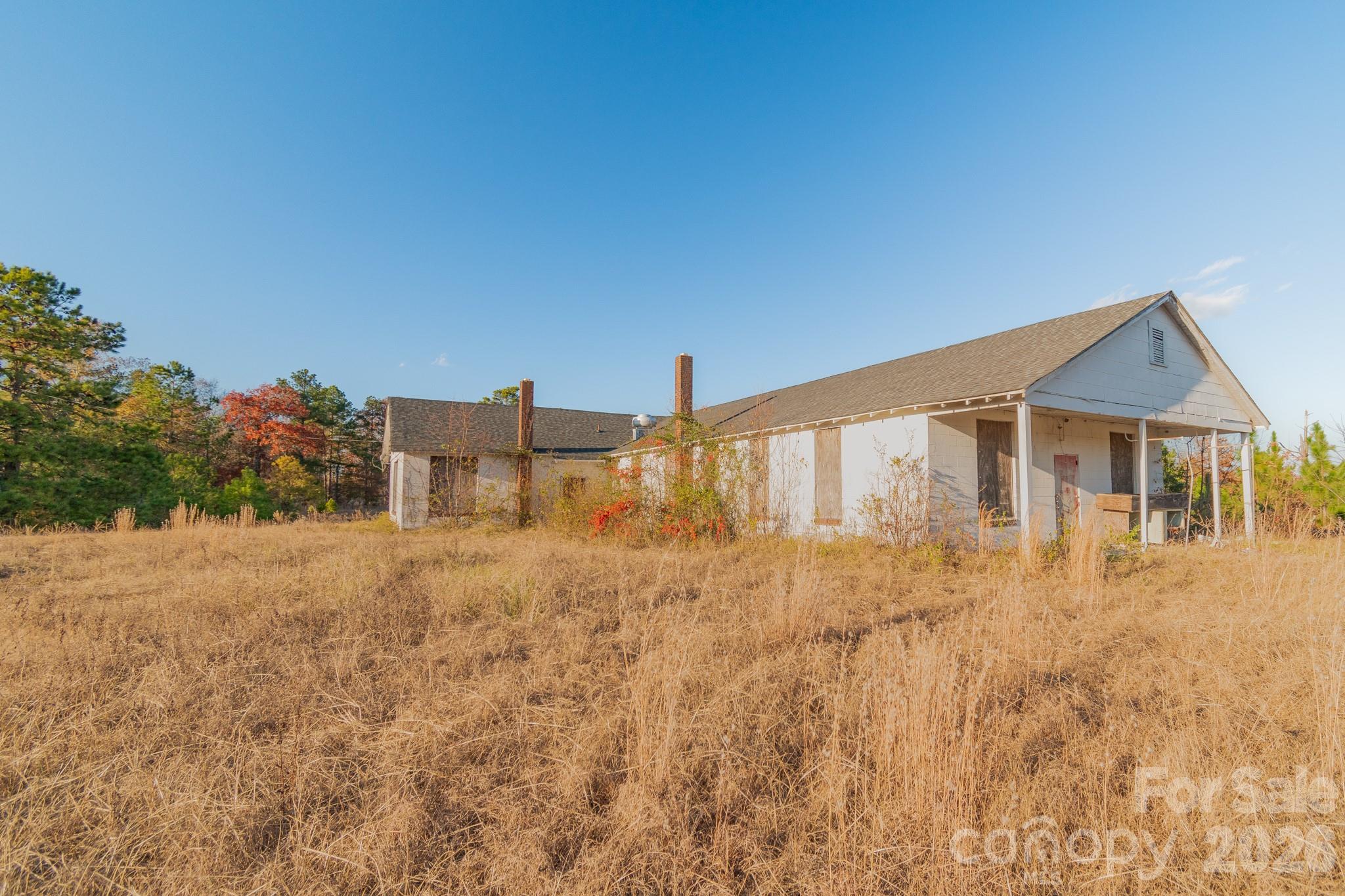 main property photo 33