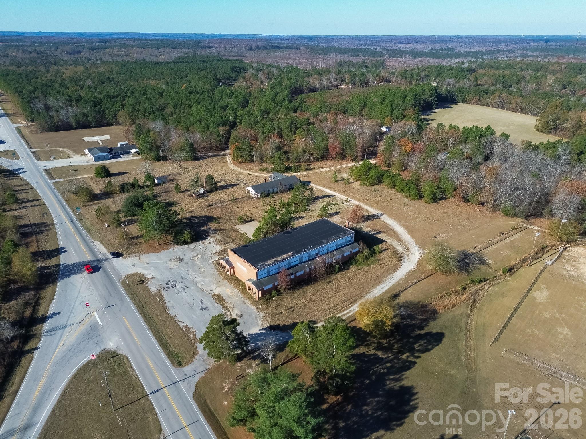 main property photo 7