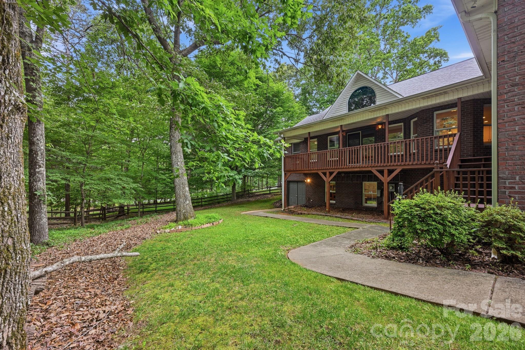 main property photo 25