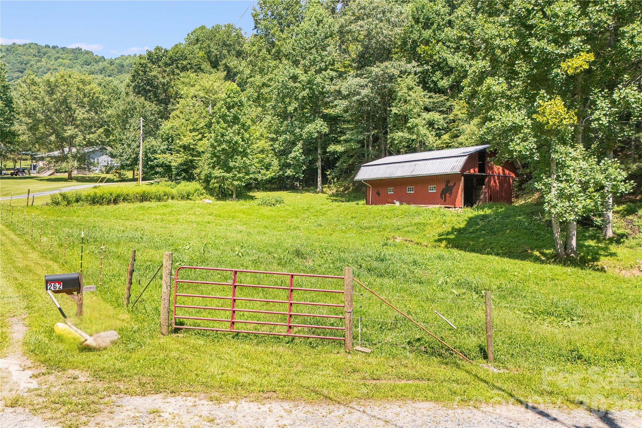 main property photo 2