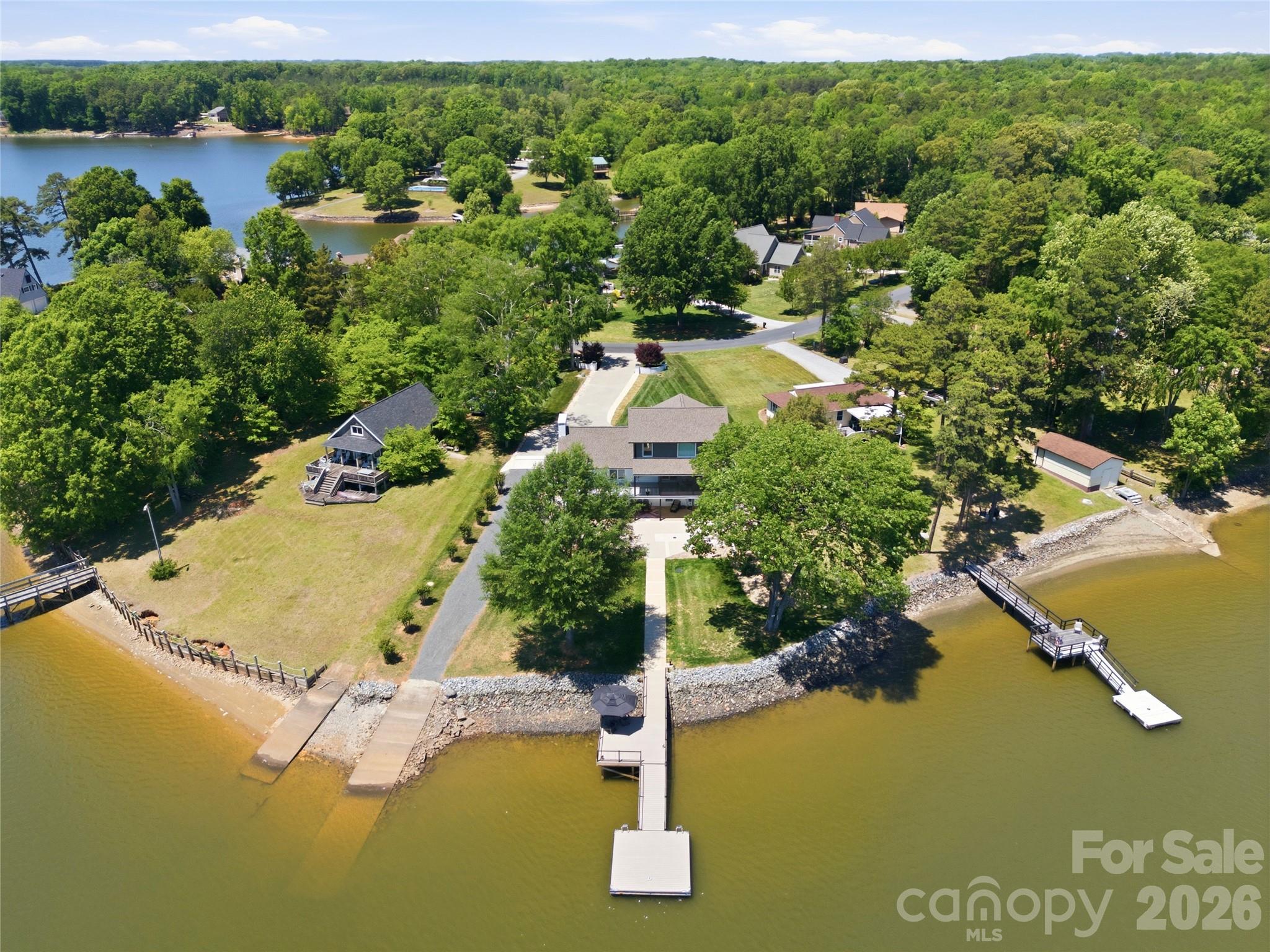 main property photo 45