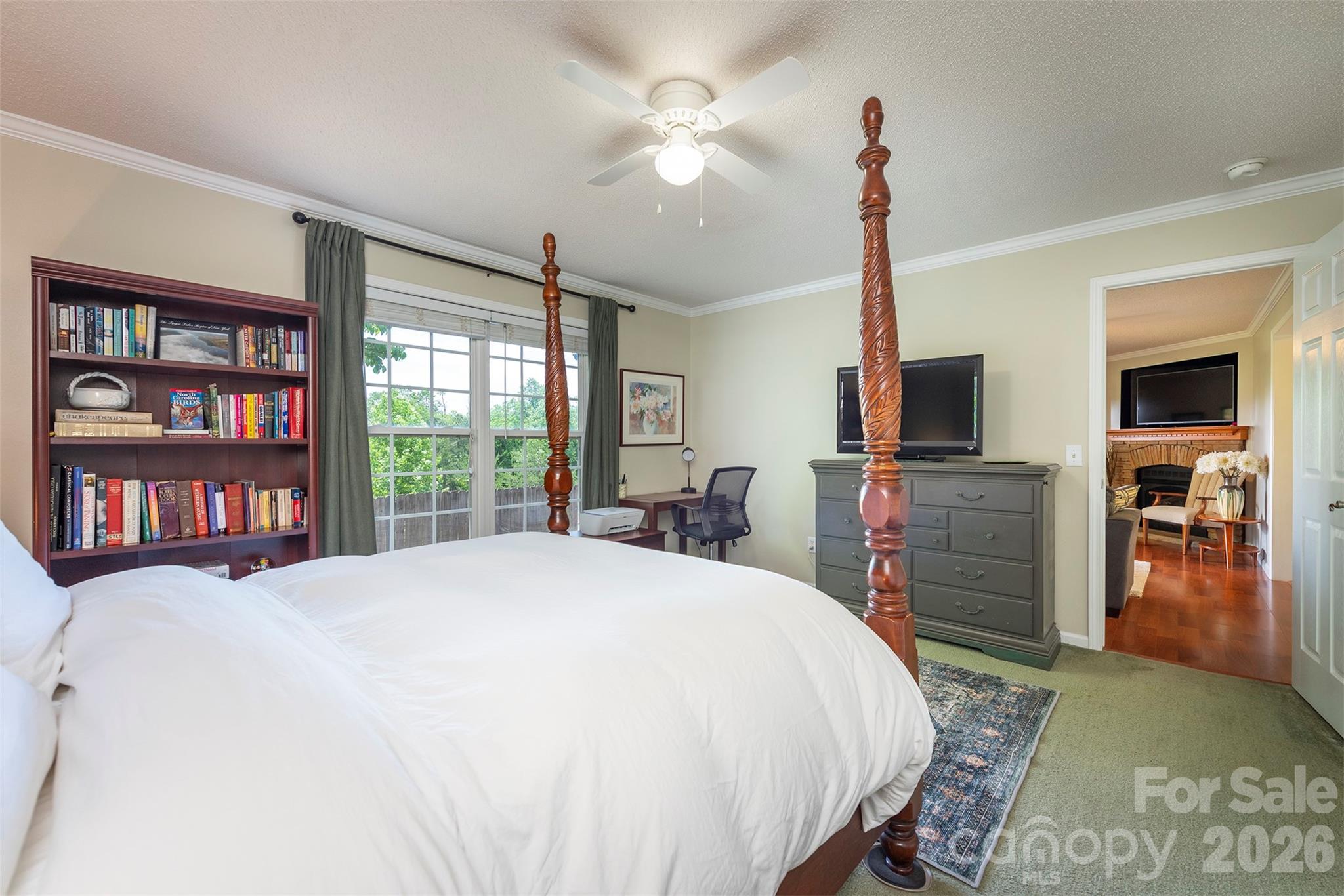 main property photo 13