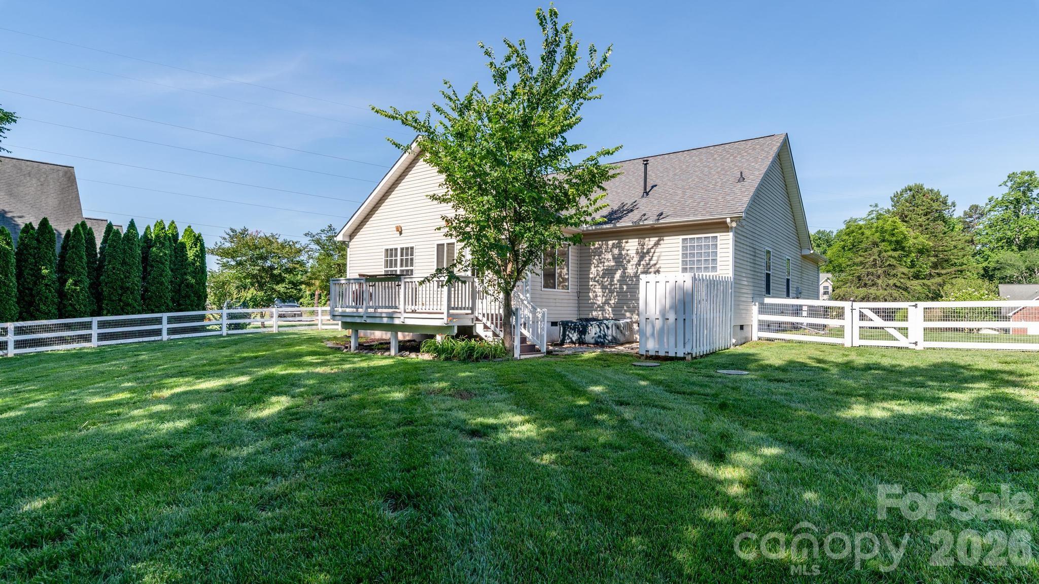 main property photo 34