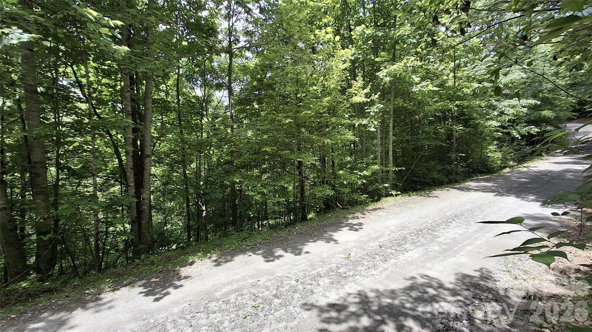 main property photo 13