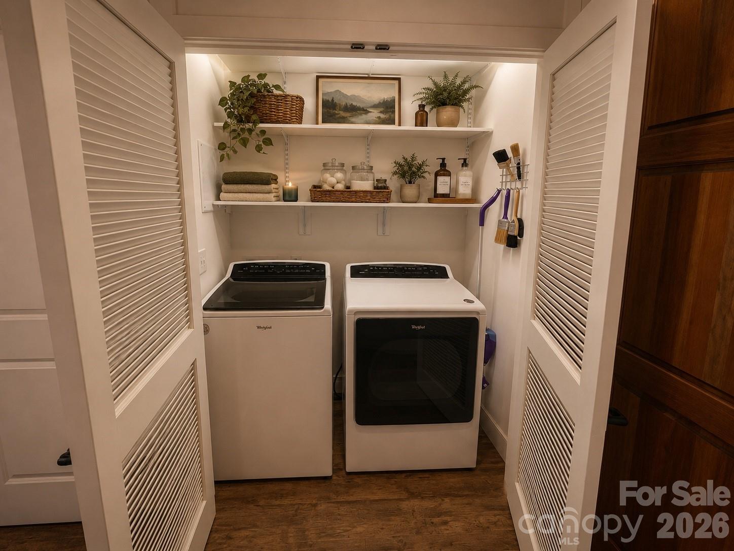 main property photo 8