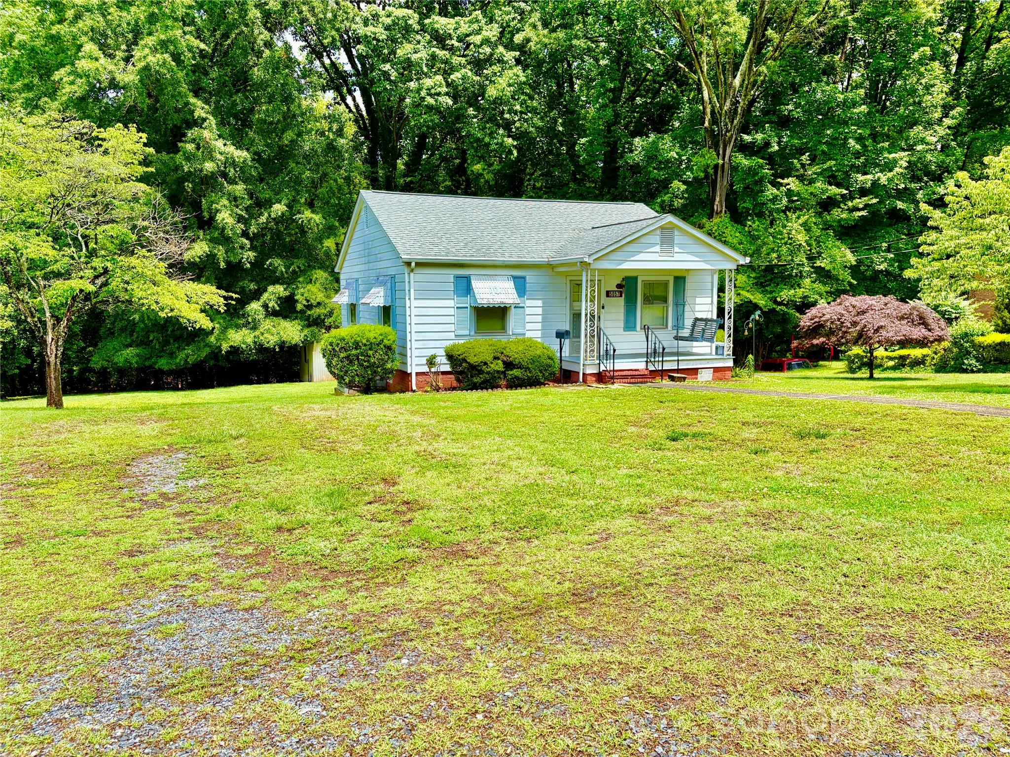 main property photo 8