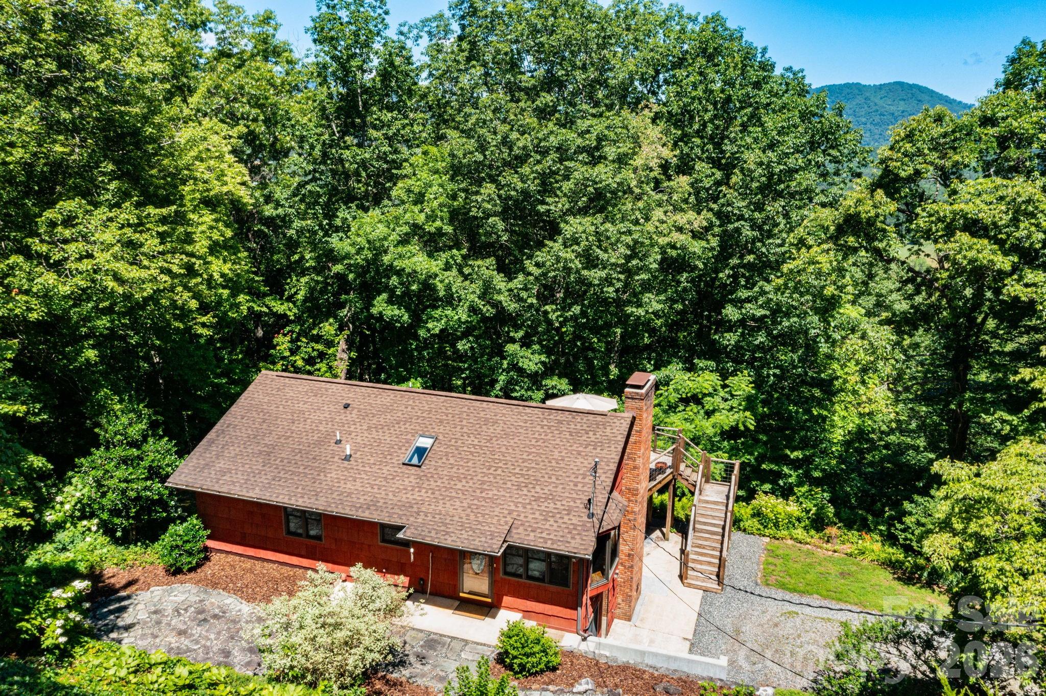 main property photo 32