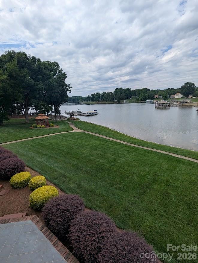 main property photo 40