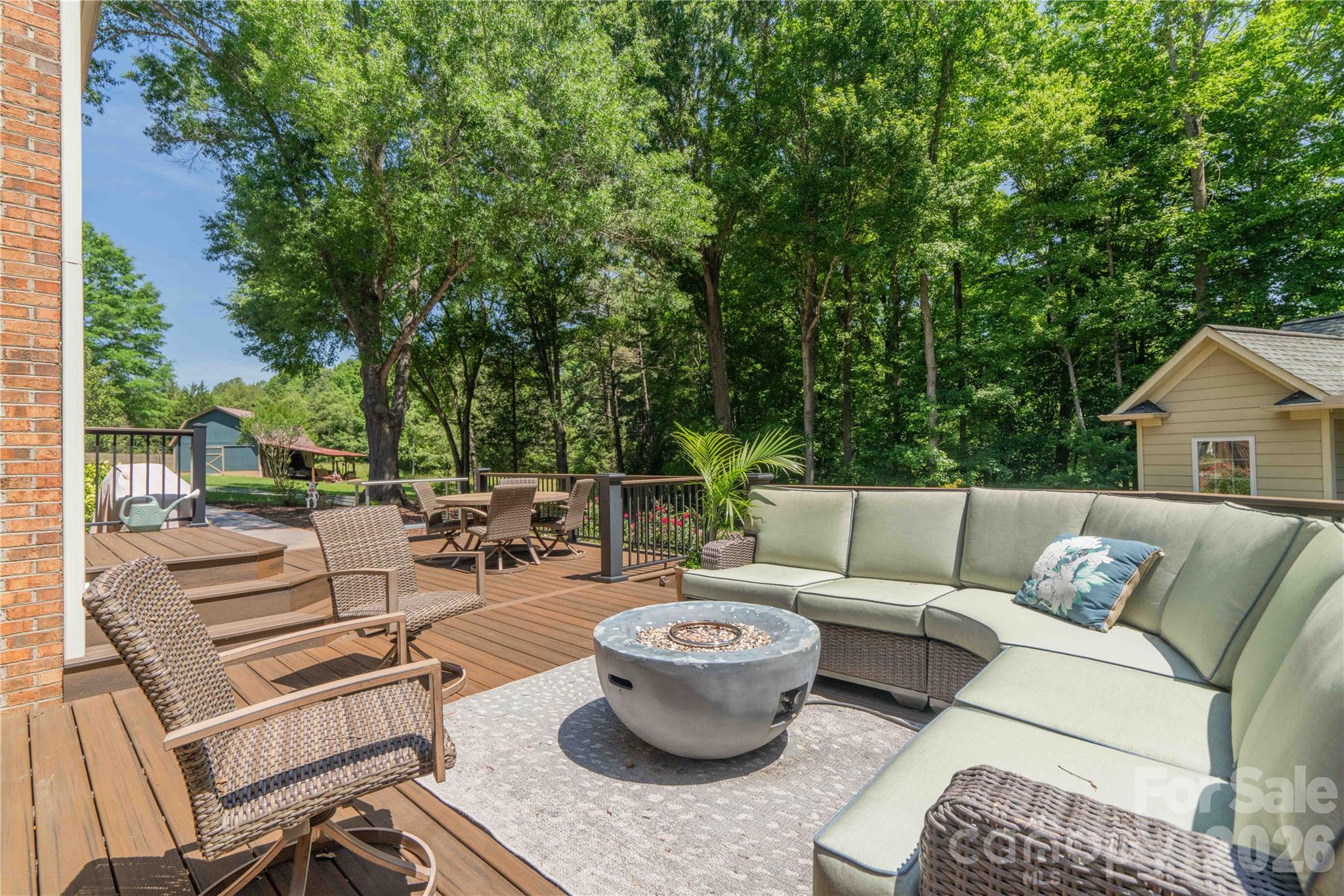 main property photo 36