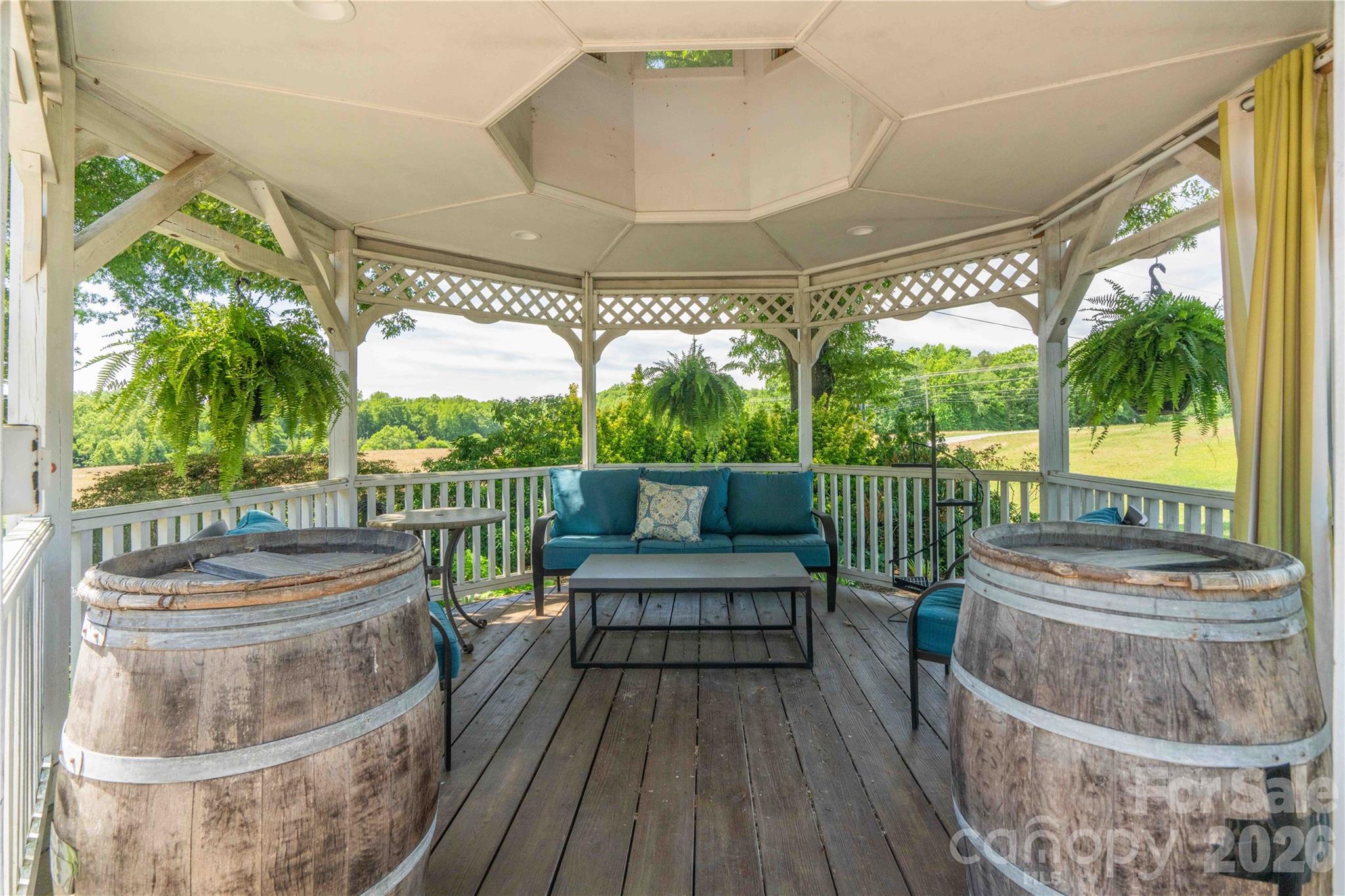 main property photo 39